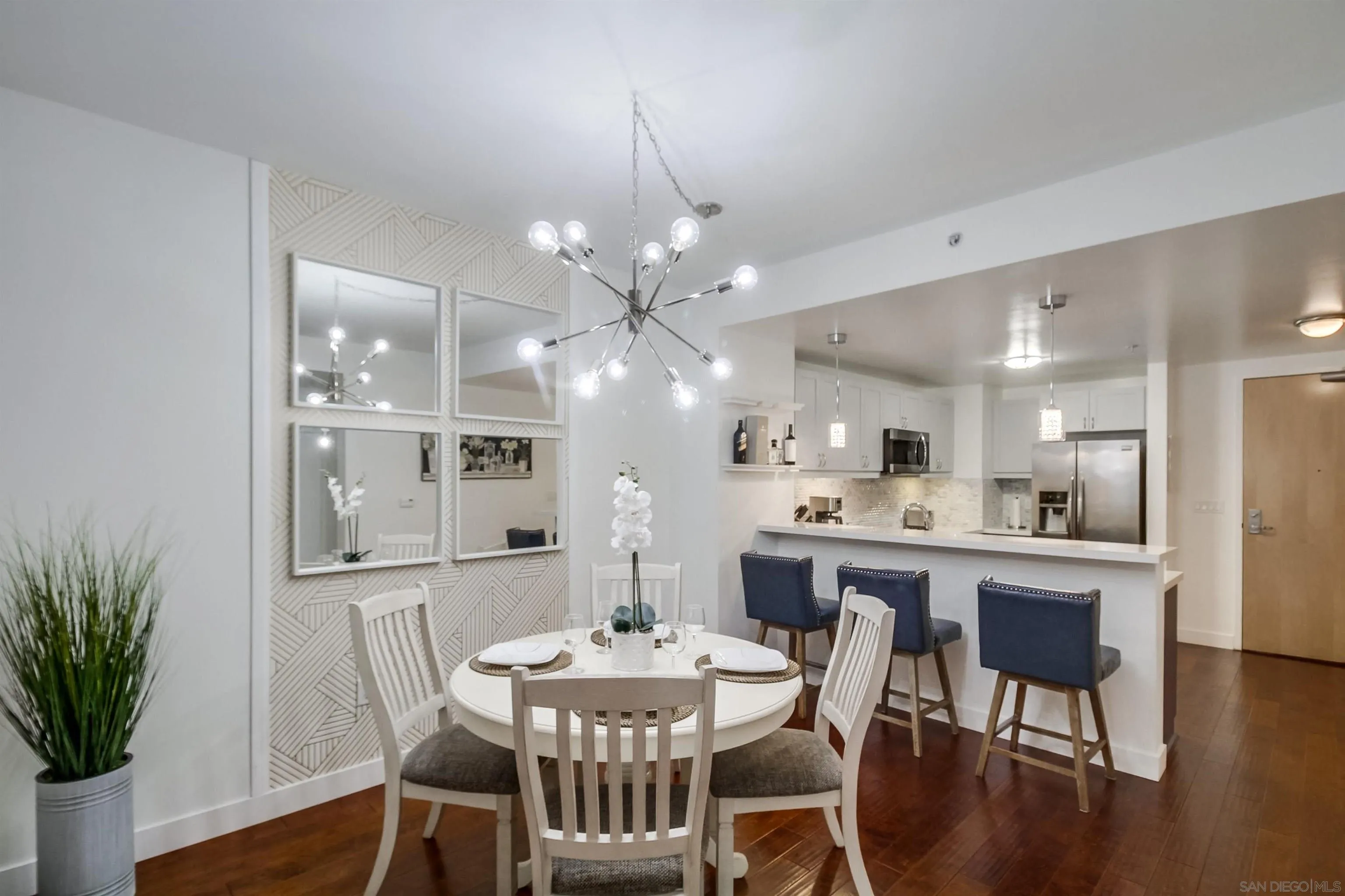 https://cdn.realtyfeed.com/cdn/127/250041257/86b3d5bc979e774196b7156cc2bc8c4b.webp