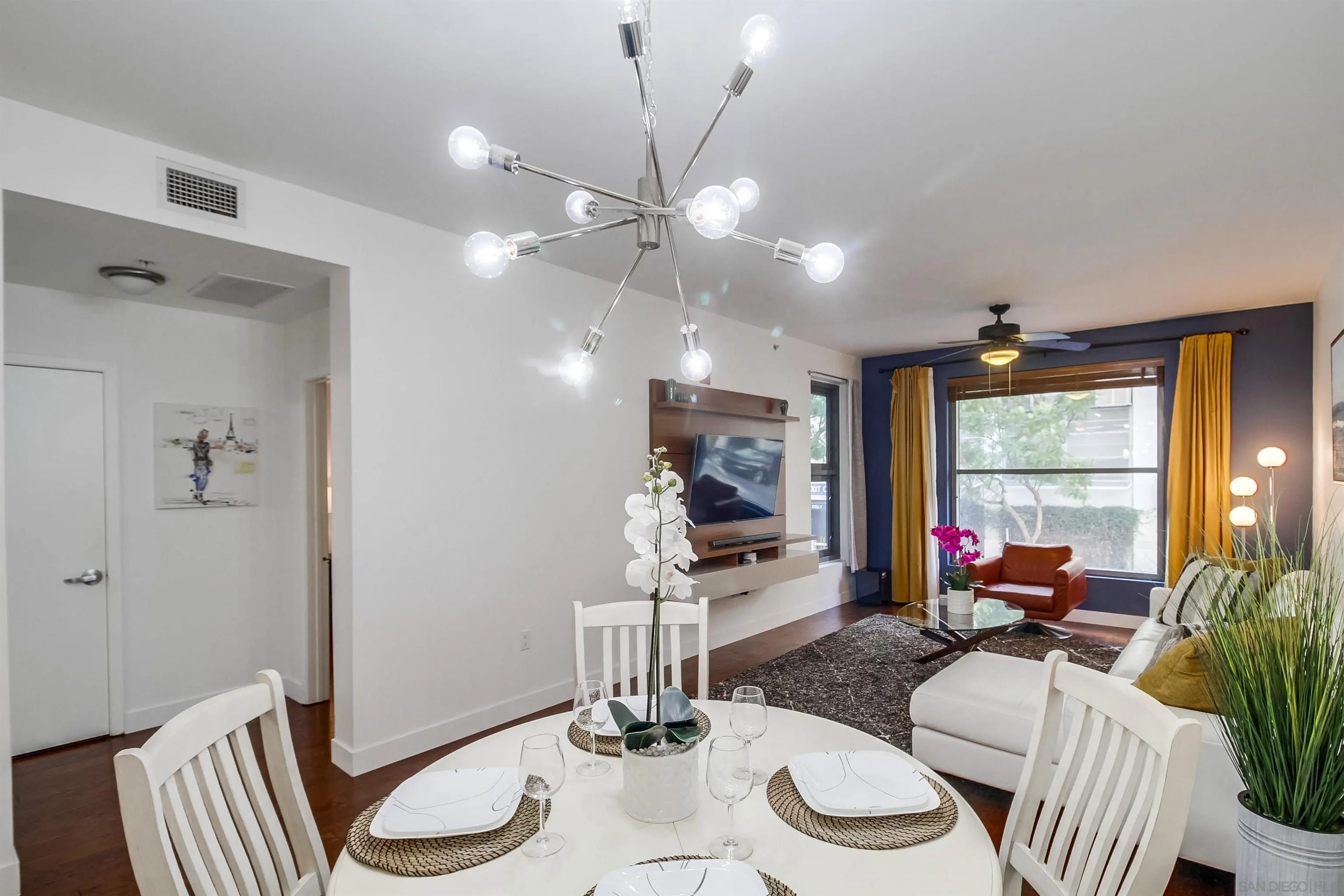 https://cdn.realtyfeed.com/cdn/127/250041257/e8d4595183173143902257946f281dee.webp