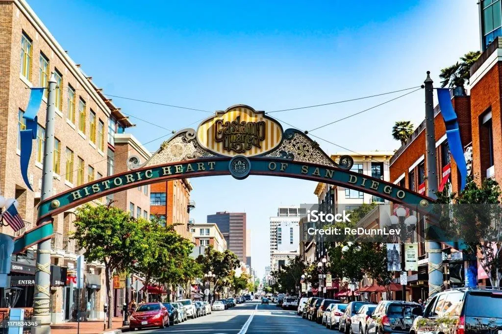 https://cdn.realtyfeed.com/cdn/127/250041257/fa9fdae77d6bdd4d99ce1a75b44edd92.webp