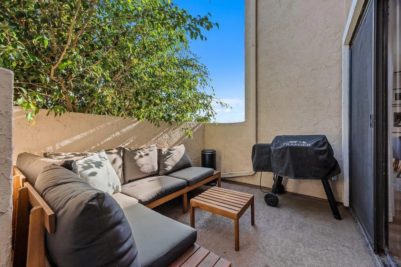 https://cdn.realtyfeed.com/cdn/127/250041259/73f4cf8f0721fca3e8b3a2ba507656f4.webp