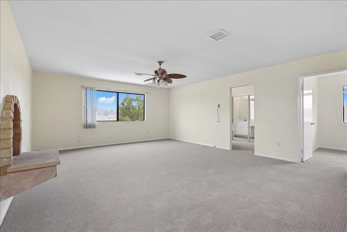 https://cdn.realtyfeed.com/cdn/127/250041260/37084f3efa3240b9a3acd9af522bb67a.webp