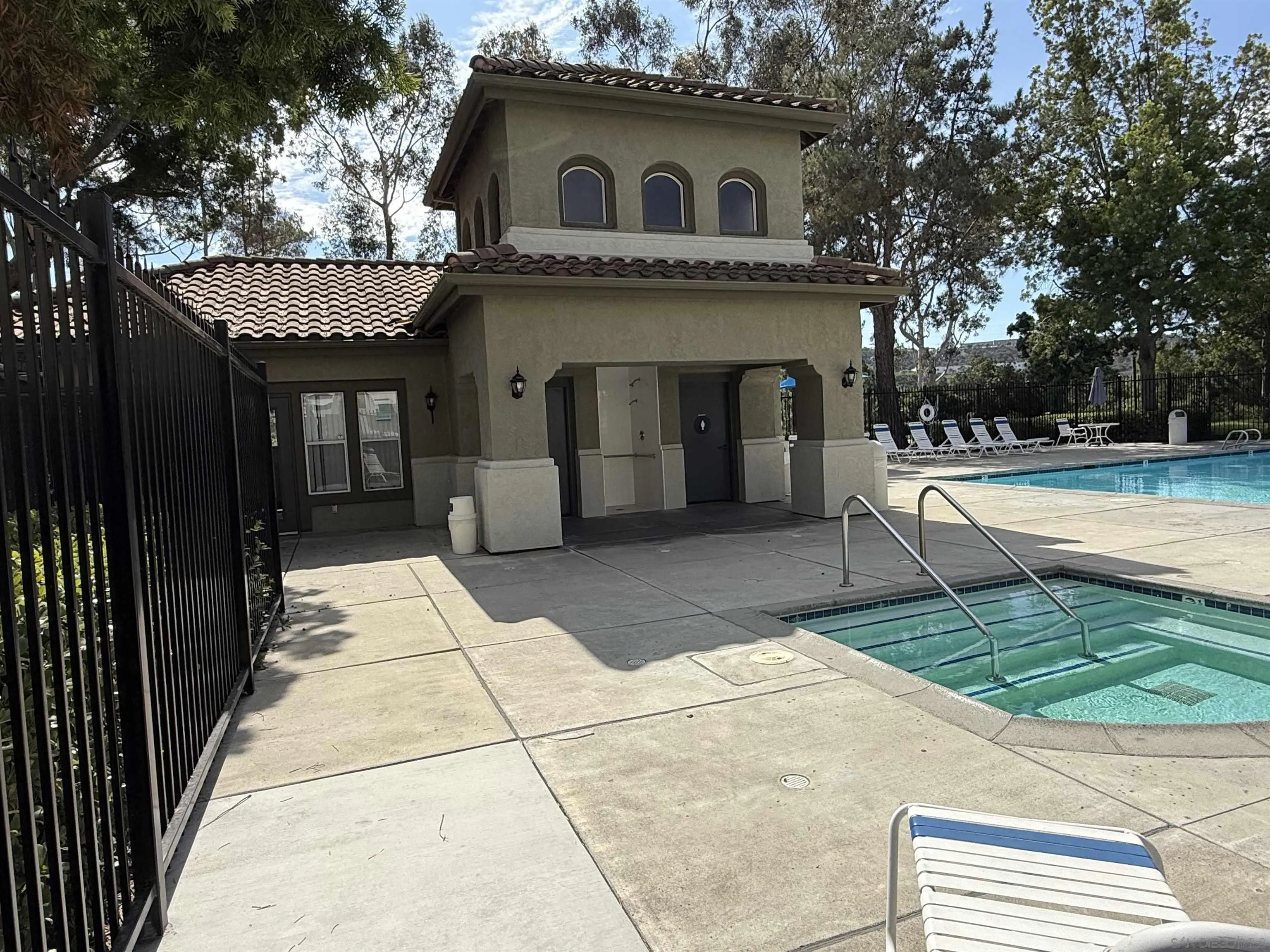 https://cdn.realtyfeed.com/cdn/127/250041265/5e66dd7623083fc80b42824dfa582381.webp