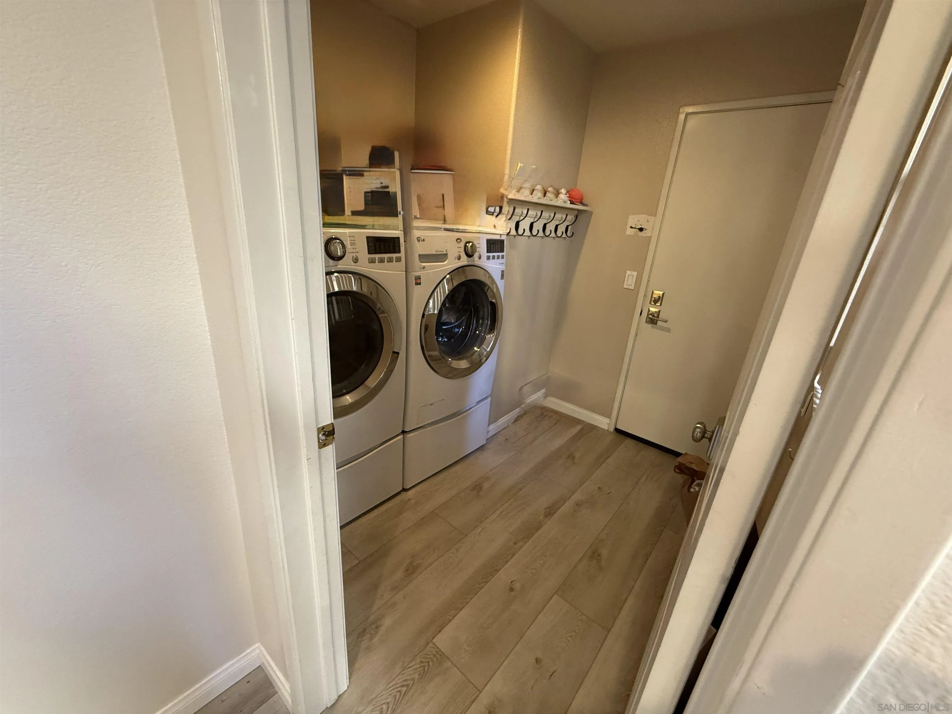 https://cdn.realtyfeed.com/cdn/127/250041265/c029d5441ade3f1a0938722681ad65e5.webp