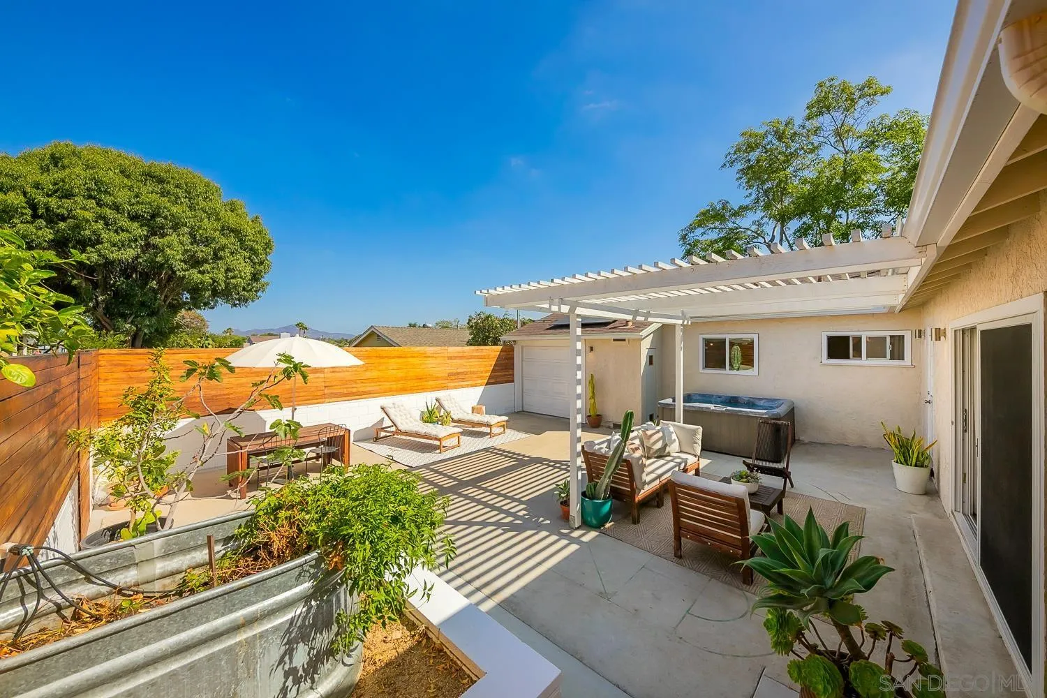 https://cdn.realtyfeed.com/cdn/127/250041273/7408e8243df48277b9e04780aa6349a5.webp