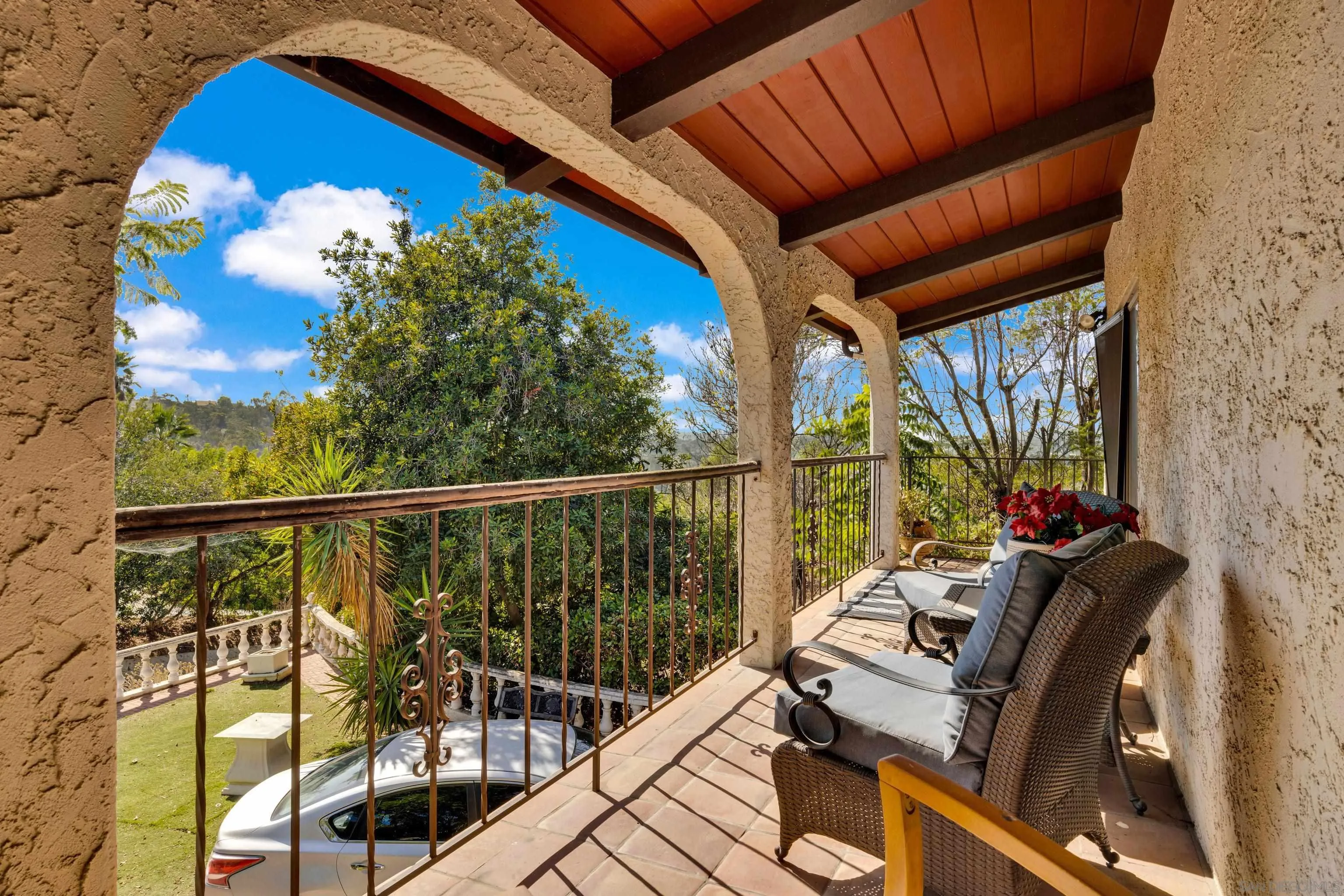 https://cdn.realtyfeed.com/cdn/127/250041279/aa7ecc279c84cf47513fab7030efcae1.webp