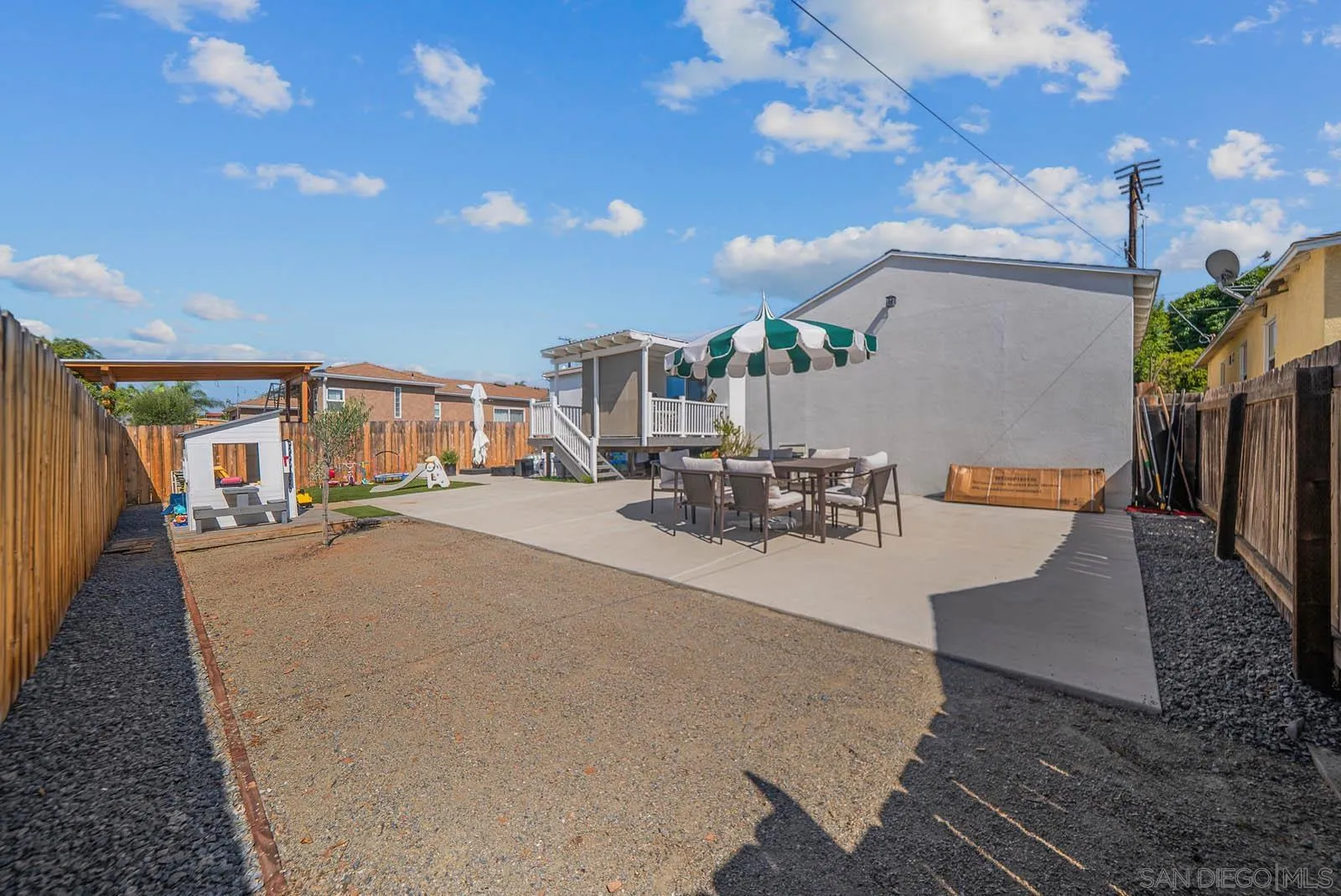 https://cdn.realtyfeed.com/cdn/127/250041280/d63431ea8240cc9c8160f9b0431f4bf1.webp