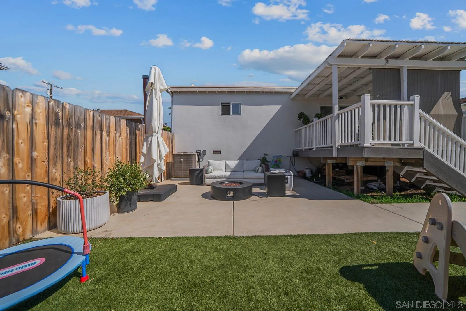 https://cdn.realtyfeed.com/cdn/127/250041280/dd1f0a3c4aaa7e4001133cab675e75bb.webp