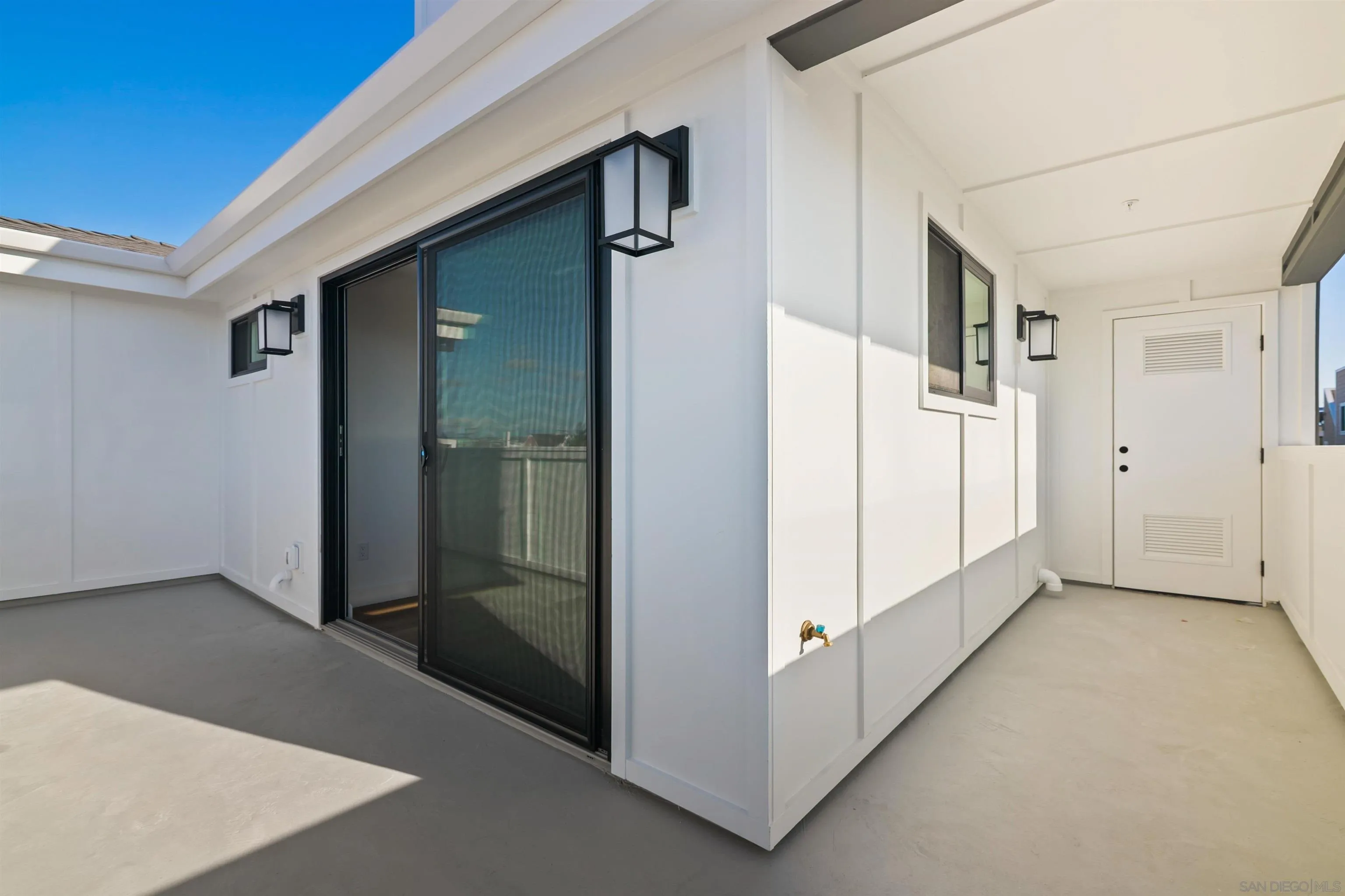 https://cdn.realtyfeed.com/cdn/127/250041286/6d8b757eef1870de3d945cff65ae92b5.webp
