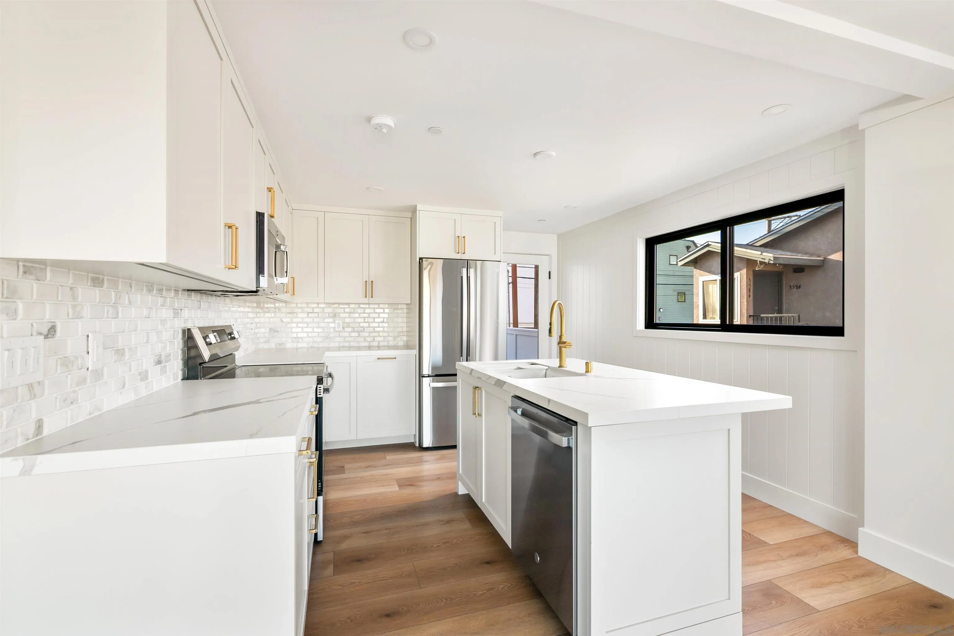 https://cdn.realtyfeed.com/cdn/127/250041286/f3de0e541a5feb2627e0083c53abaa0e.webp