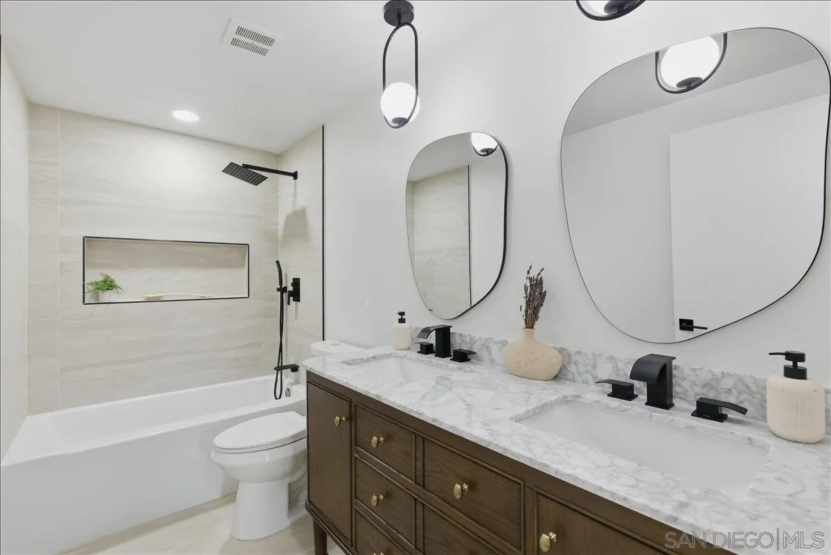 https://cdn.realtyfeed.com/cdn/127/250041288/75e86f0905db126d29ba09c6eaddd41c.webp