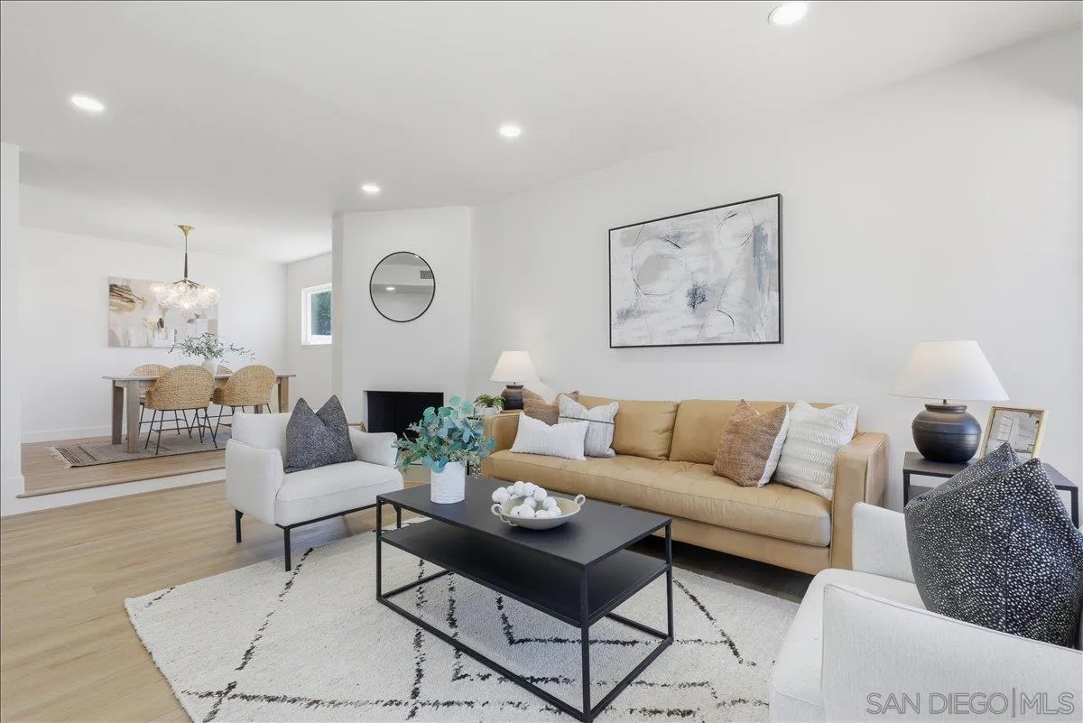https://cdn.realtyfeed.com/cdn/127/250041288/822c3d02ef5f69a2e157961a12d071d8.webp