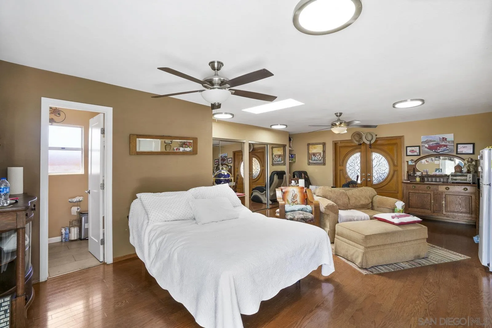 https://cdn.realtyfeed.com/cdn/127/250041289/81b2766d5784a511ea5c334d7a2f7b18.webp