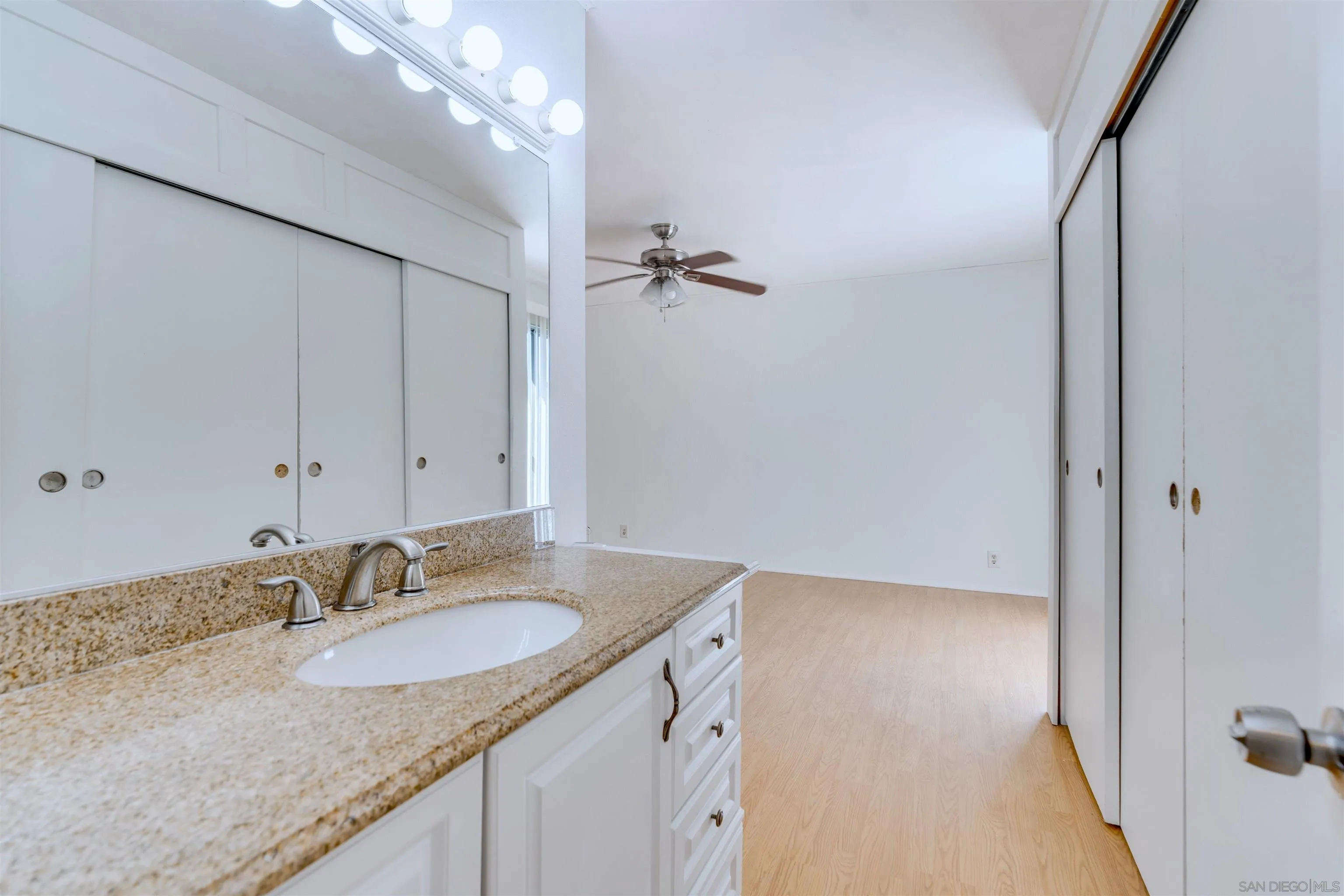 https://cdn.realtyfeed.com/cdn/127/250041290/289518af4e85f9a5e9277a0fda399fb9.webp