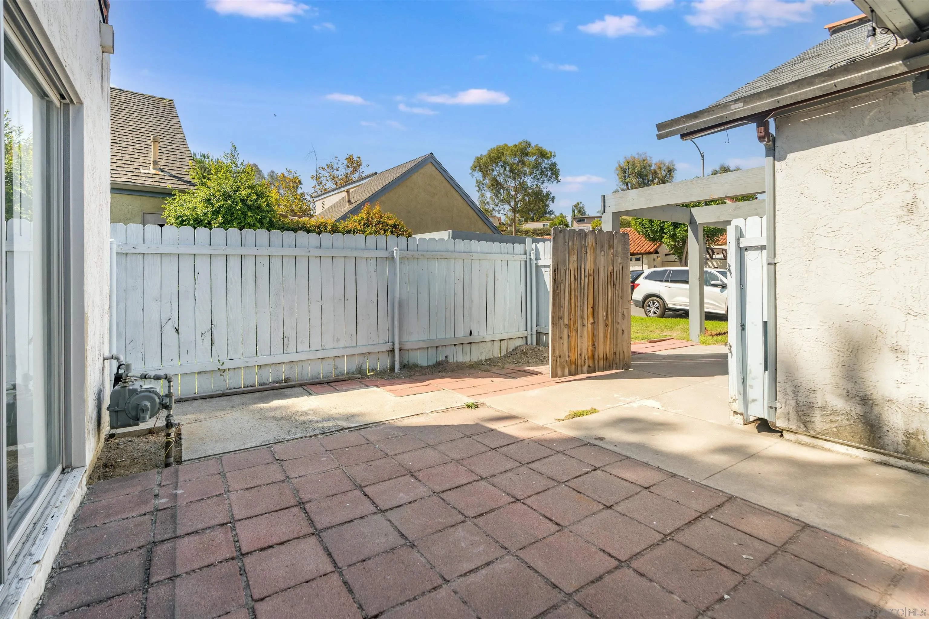 https://cdn.realtyfeed.com/cdn/127/250041290/c519cc32f8965f092abd5a5fbc6d927b.webp