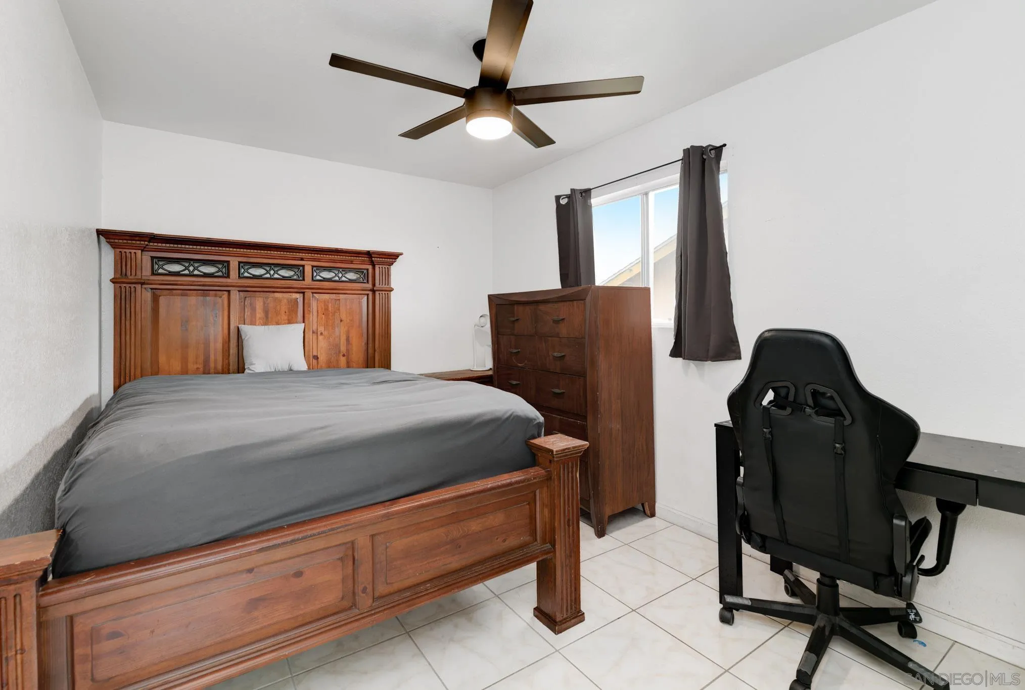https://cdn.realtyfeed.com/cdn/127/250041291/8caf8bf4a03a75df55b60736fe2286c5.webp