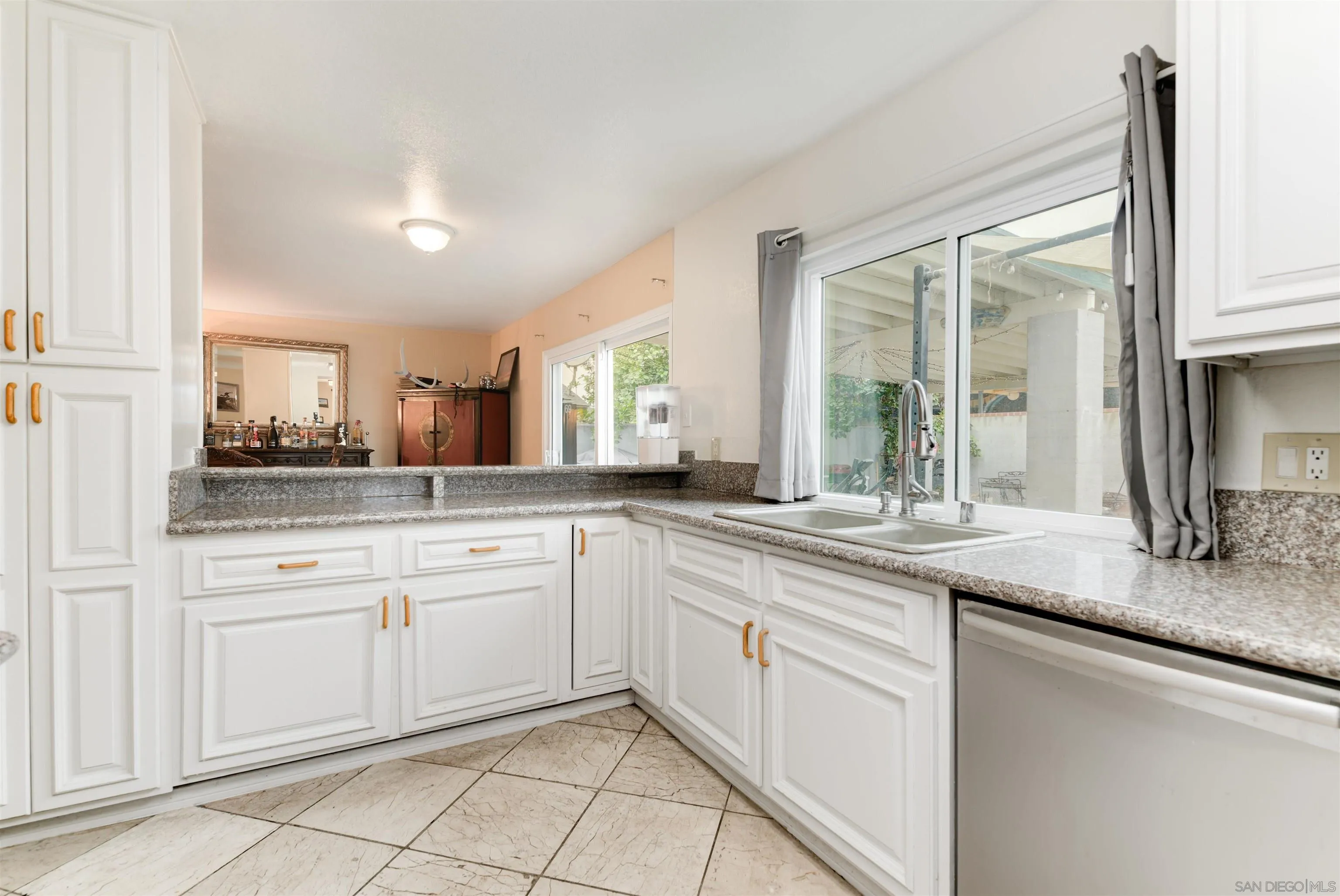 https://cdn.realtyfeed.com/cdn/127/250041291/cc2b1778b6cf8da0e4a34efbc4007305.webp