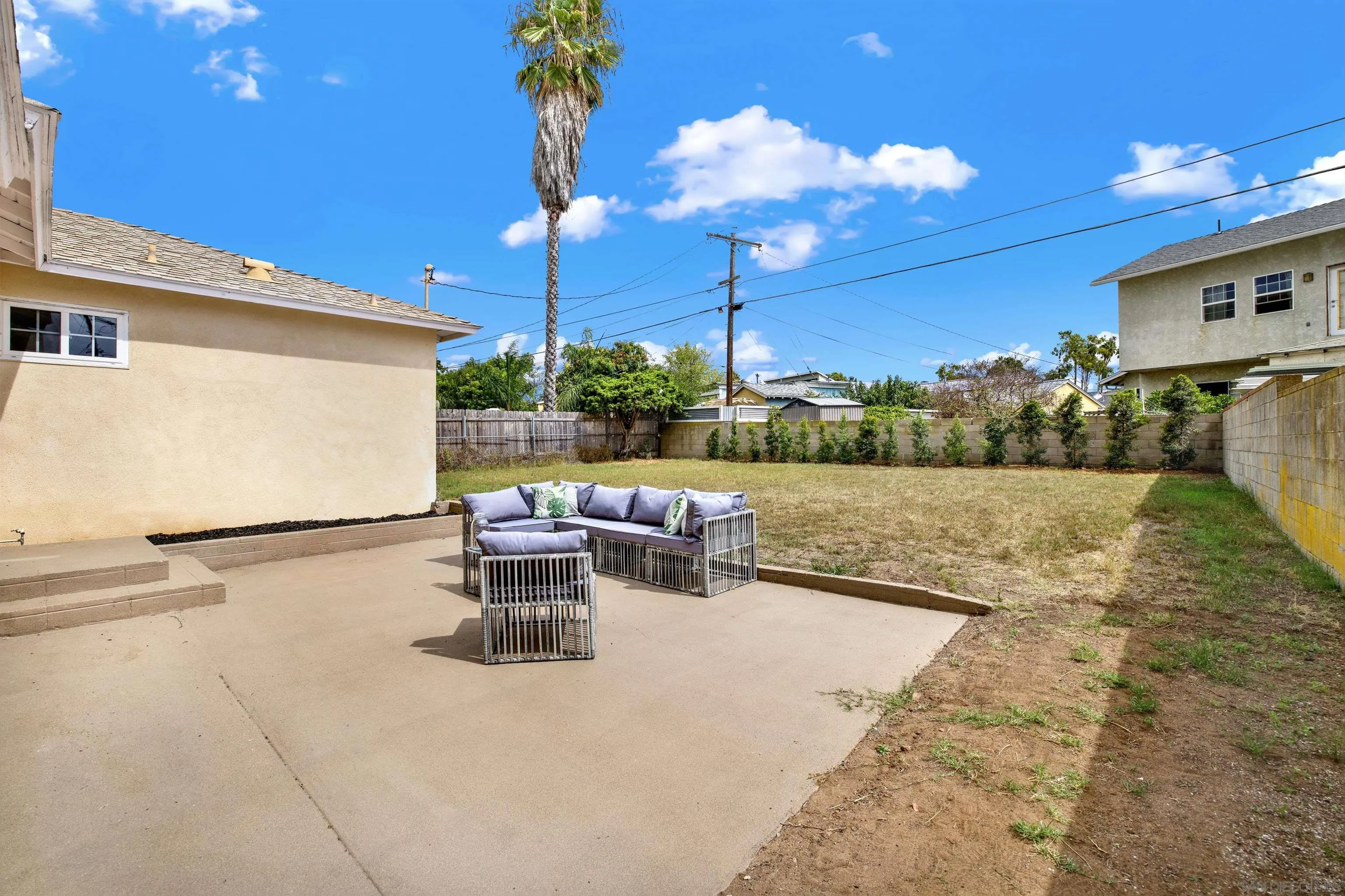 https://cdn.realtyfeed.com/cdn/127/250041293/c840b6680a8ccd5bc7f7f12b5abc6268.webp