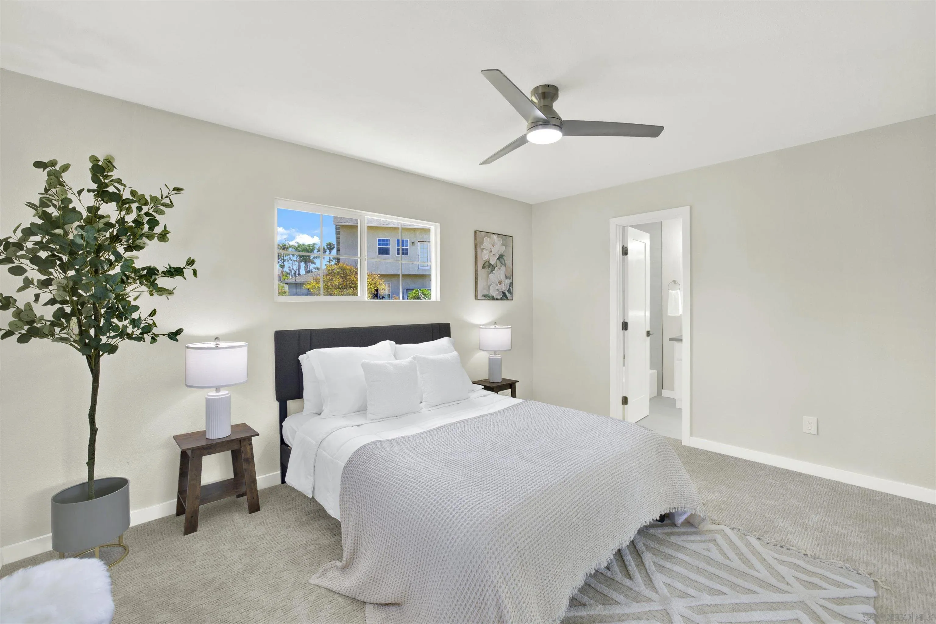 https://cdn.realtyfeed.com/cdn/127/250041293/f5e158e736e8f6187612970a70cfb4a7.webp