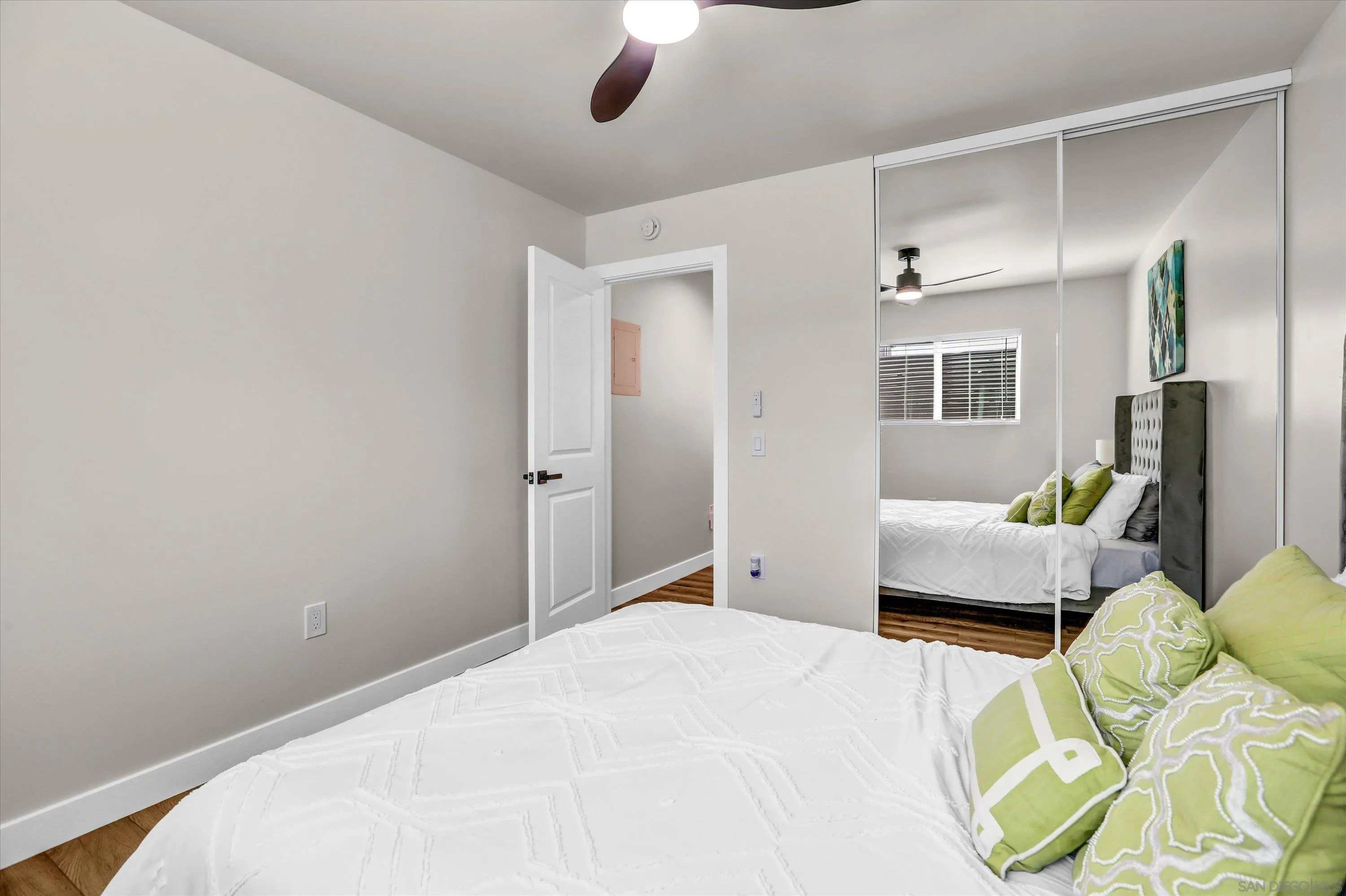 https://cdn.realtyfeed.com/cdn/127/250041294/9e72231b835d7a1926379447df7da855.webp