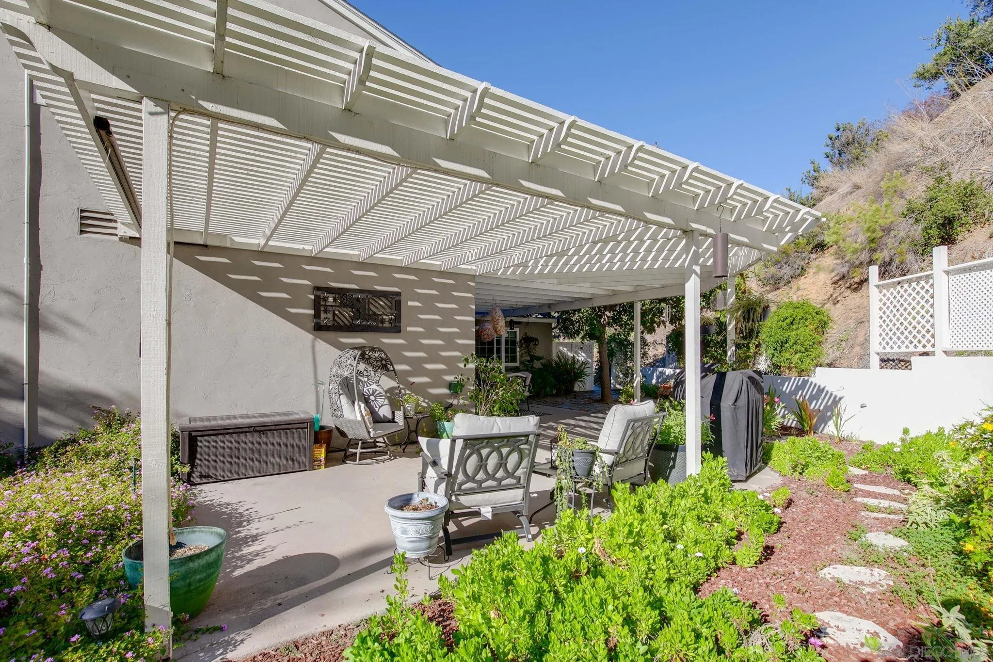 https://cdn.realtyfeed.com/cdn/127/250041297/5fdd433a2eb11149dc1290ab45e18db5.webp