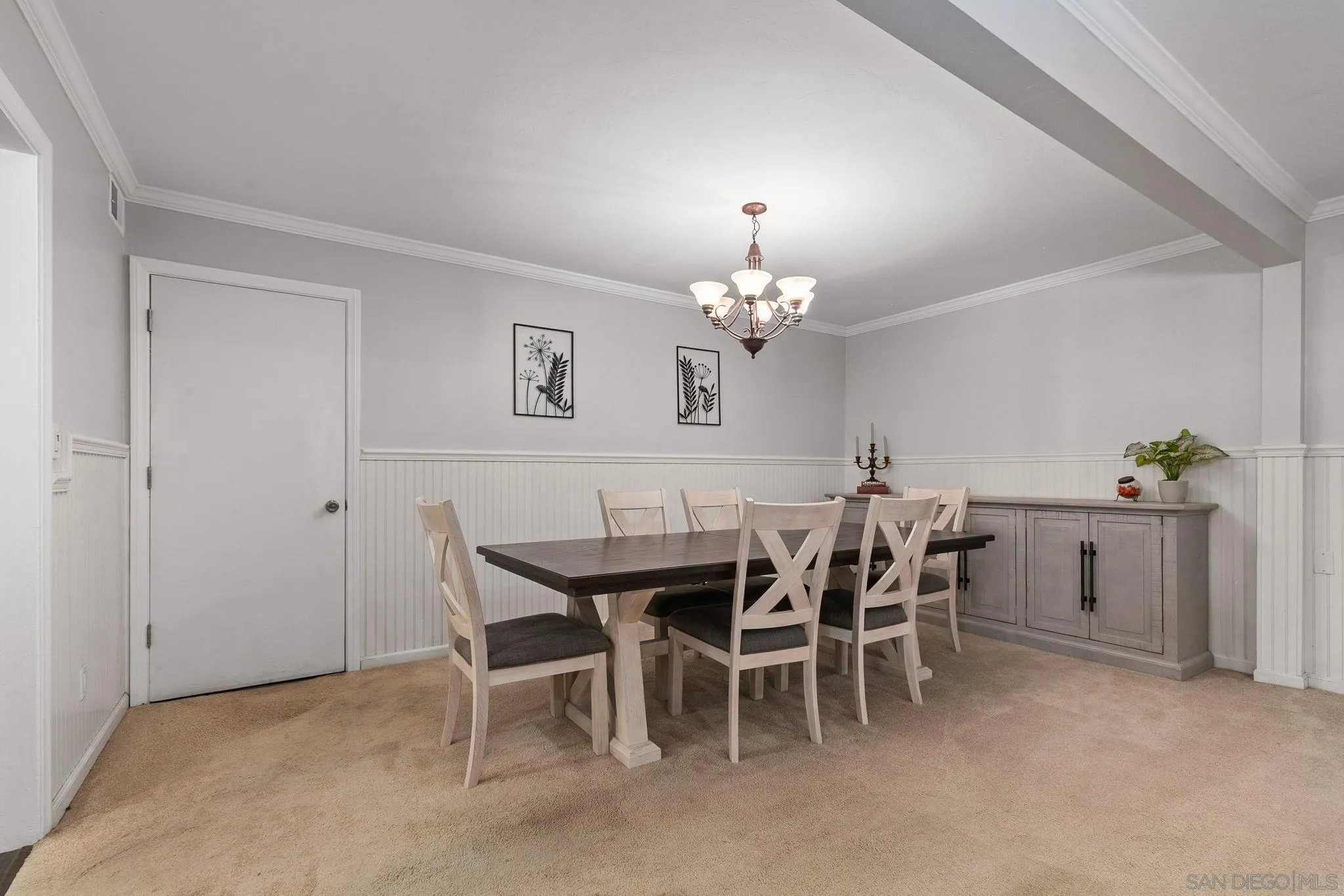 https://cdn.realtyfeed.com/cdn/127/250041297/a9fecdff169caf5037d5b9fe2ec6772c.webp