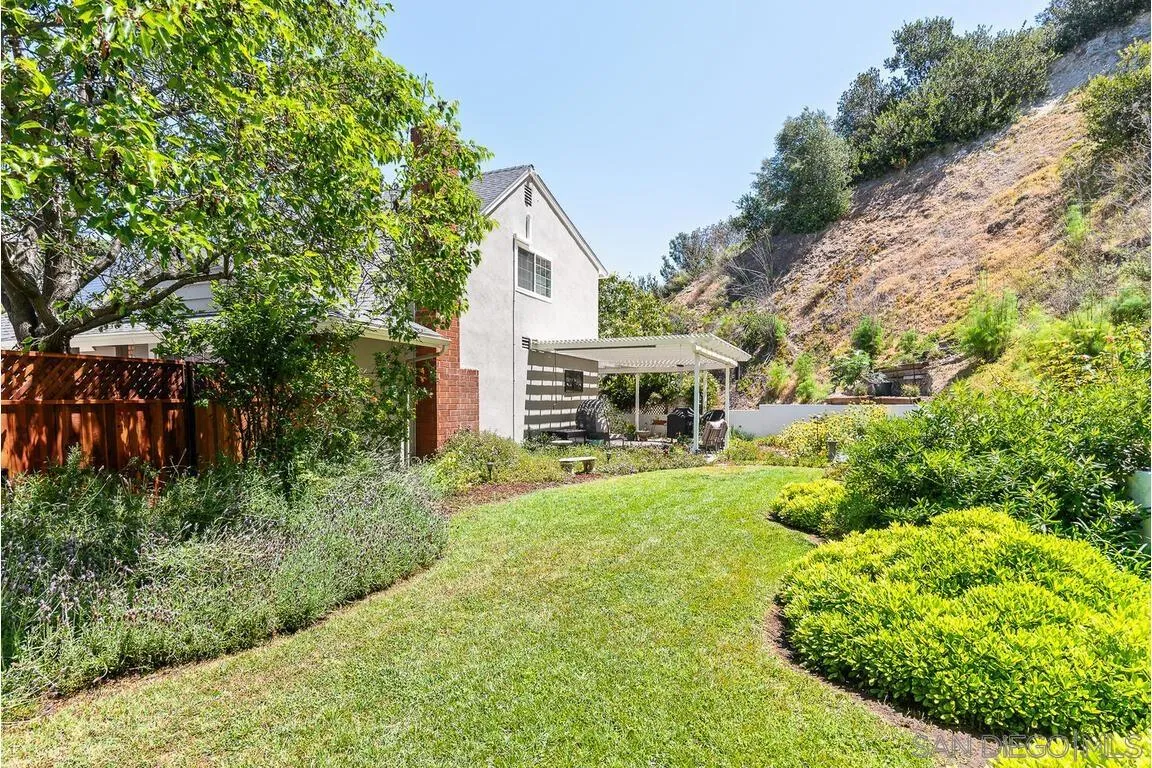 https://cdn.realtyfeed.com/cdn/127/250041297/d84e40d27be024a76652ea95ac2ceab8.webp