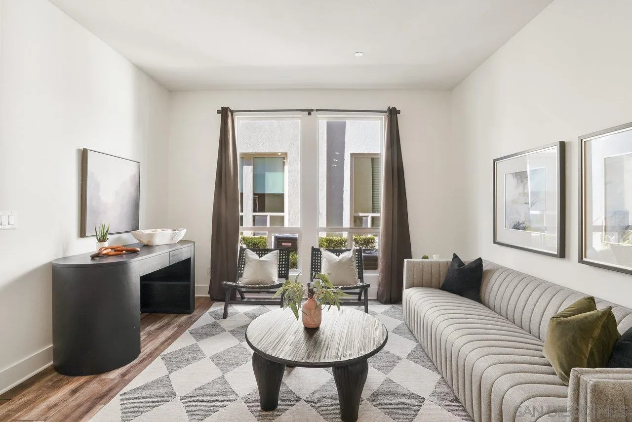 Photo #4: 250041300 Listing 