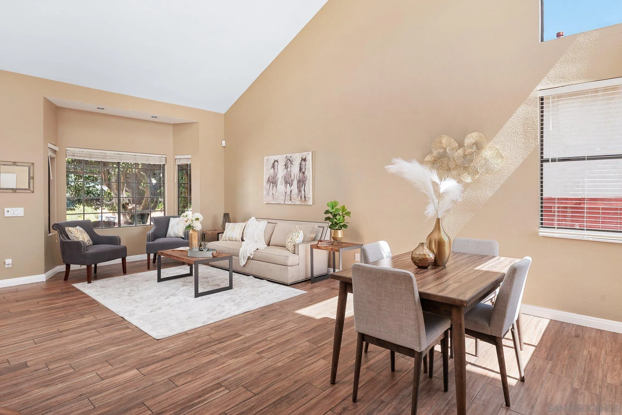 https://cdn.realtyfeed.com/cdn/127/250041302/2c59de86d63eea63949458895b1b739d.webp