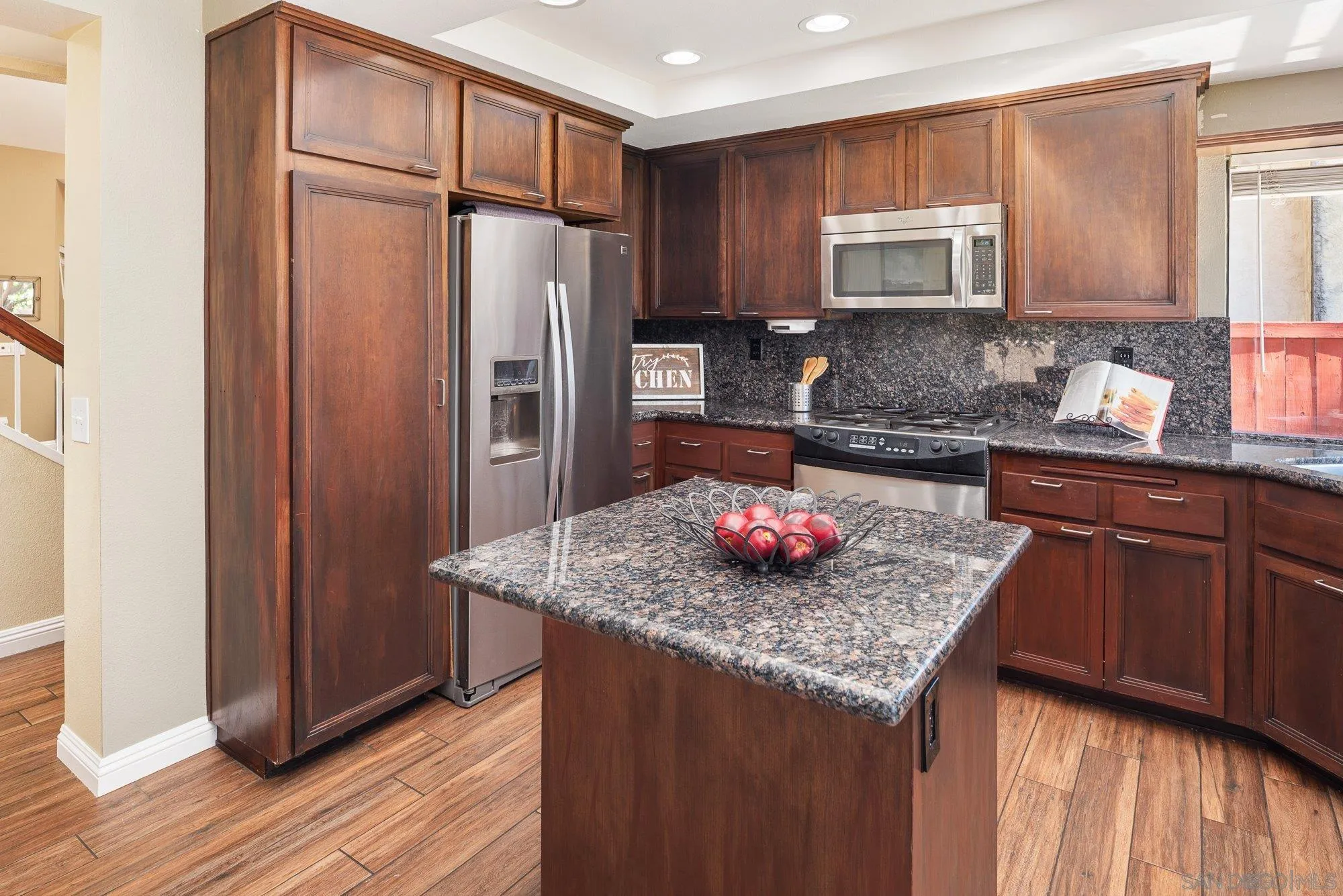 https://cdn.realtyfeed.com/cdn/127/250041302/544721670a398cd43fce7ee7b6cfe3e5.webp