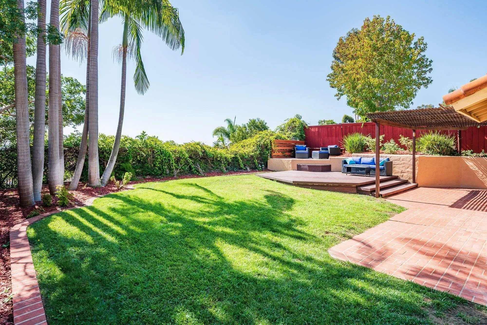 https://cdn.realtyfeed.com/cdn/127/250041302/79ec29bc7d2f2f1307f18afca3ffd082.webp