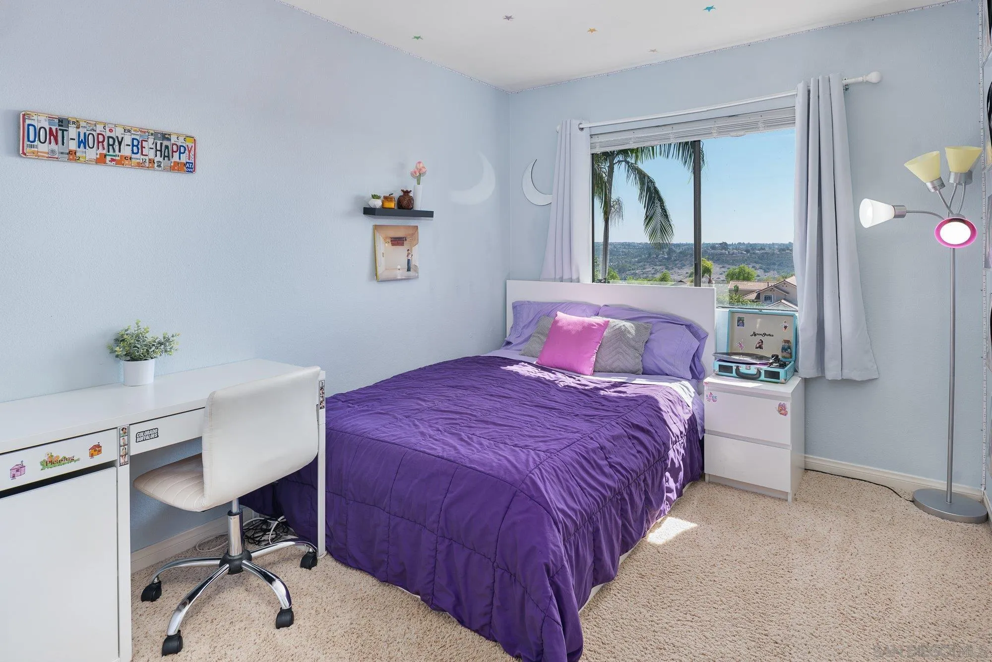 https://cdn.realtyfeed.com/cdn/127/250041302/93b16d1fc716c65c4de0d47dc5471d65.webp