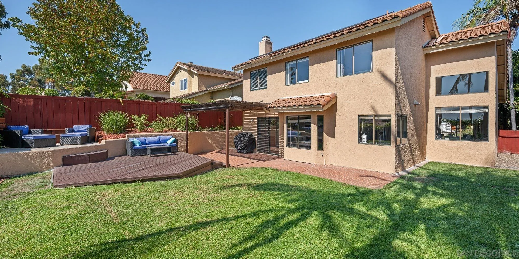 https://cdn.realtyfeed.com/cdn/127/250041302/cfe0bd1775c0127edf7e7c06dd257c2d.webp