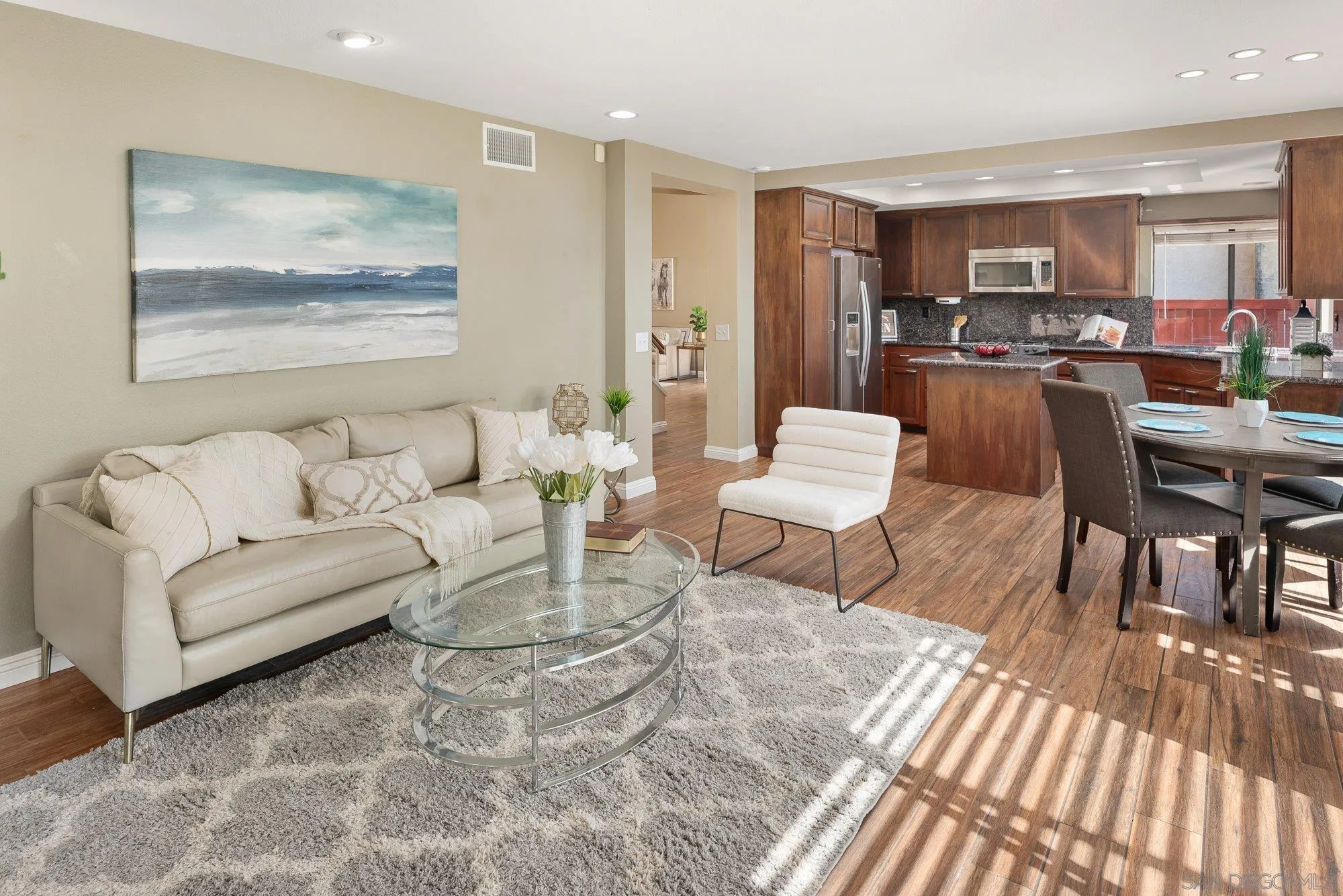 https://cdn.realtyfeed.com/cdn/127/250041302/ea50b7b6ed5114af26fcb1680c15f5a6.webp