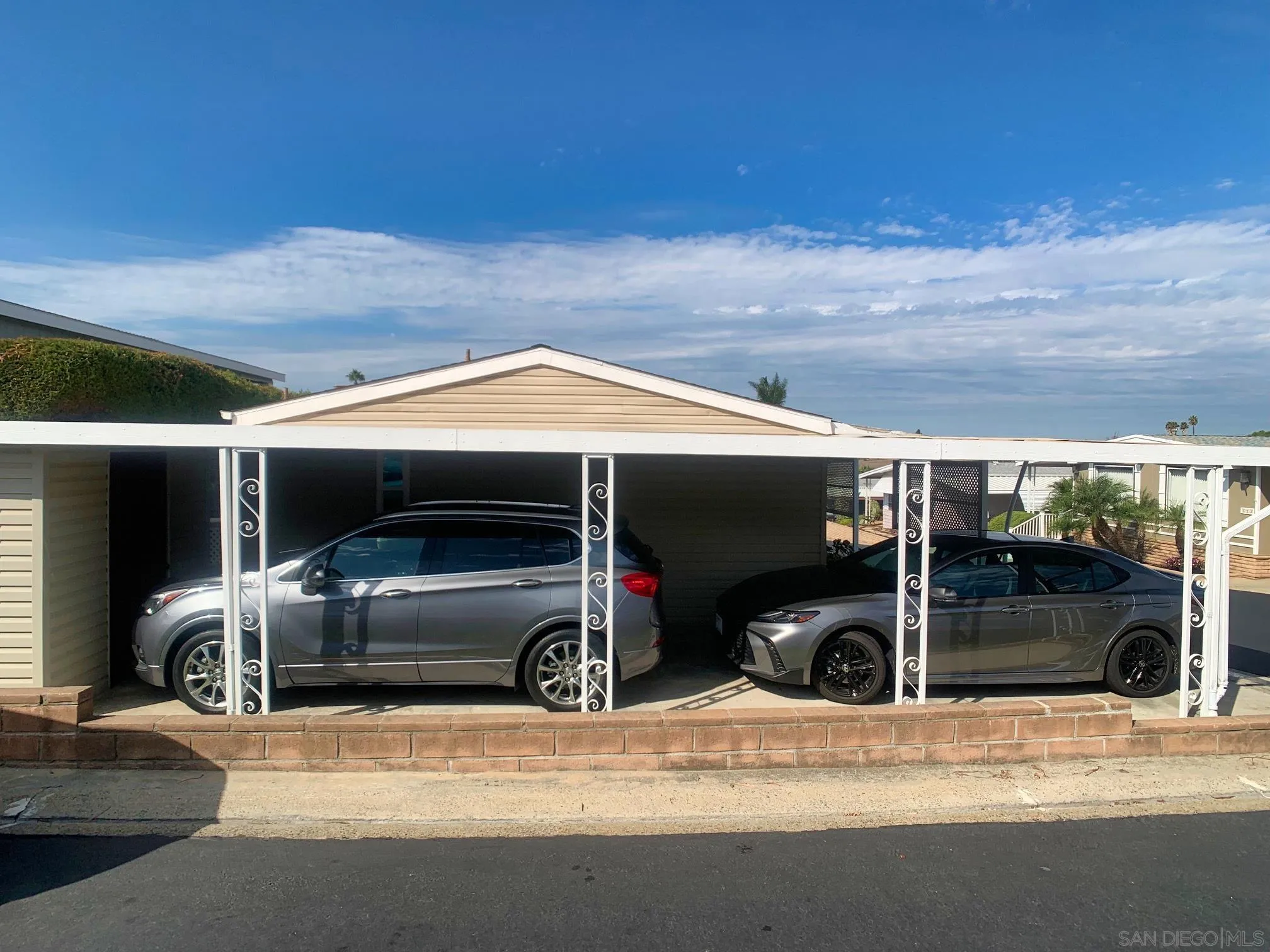 https://cdn.realtyfeed.com/cdn/127/250041309/54ba7c2a1b2f8528bc62cb2ca9c42d72.webp