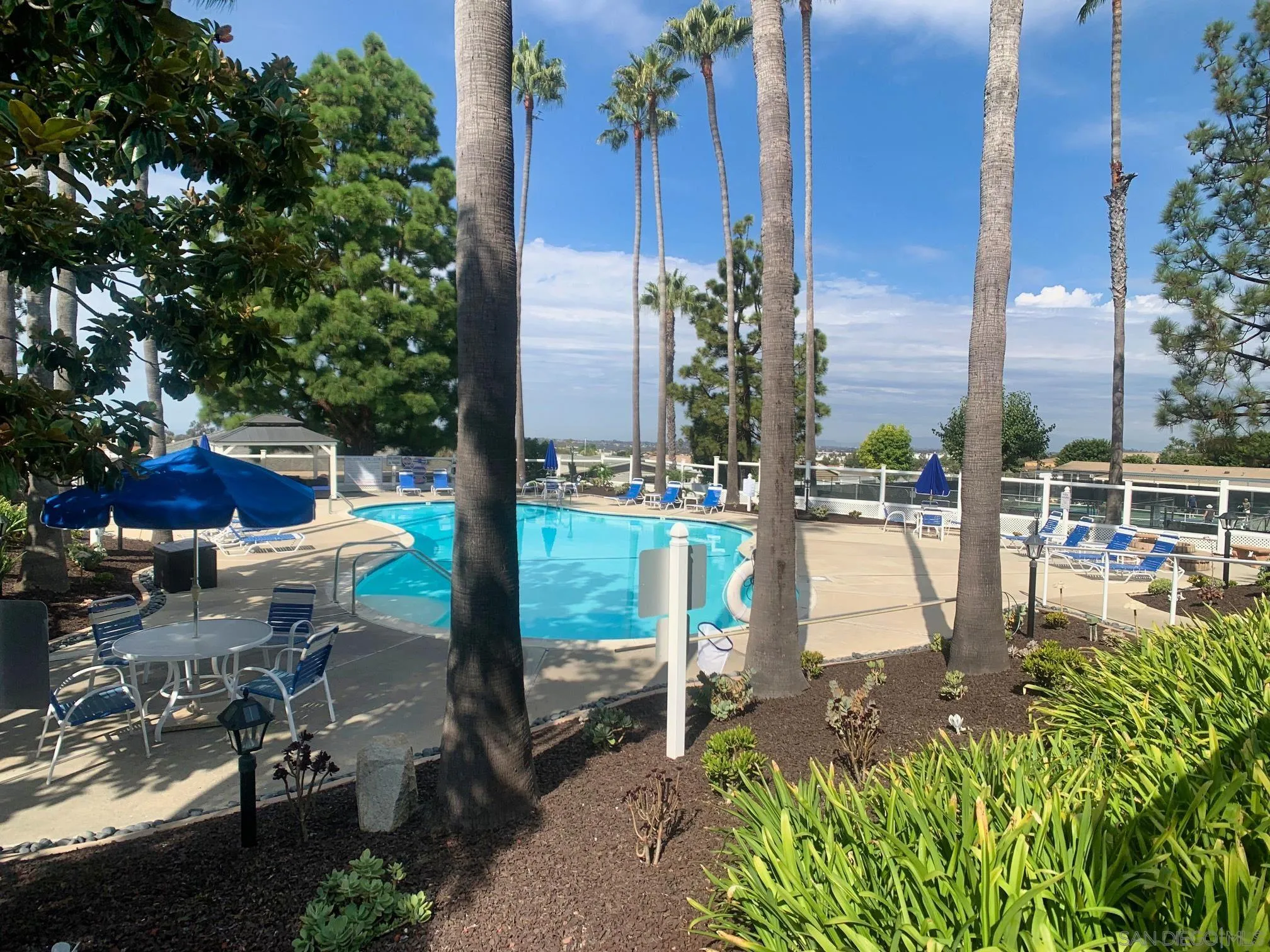 https://cdn.realtyfeed.com/cdn/127/250041309/5f9f15fe5d398f81d494e05518117164.webp