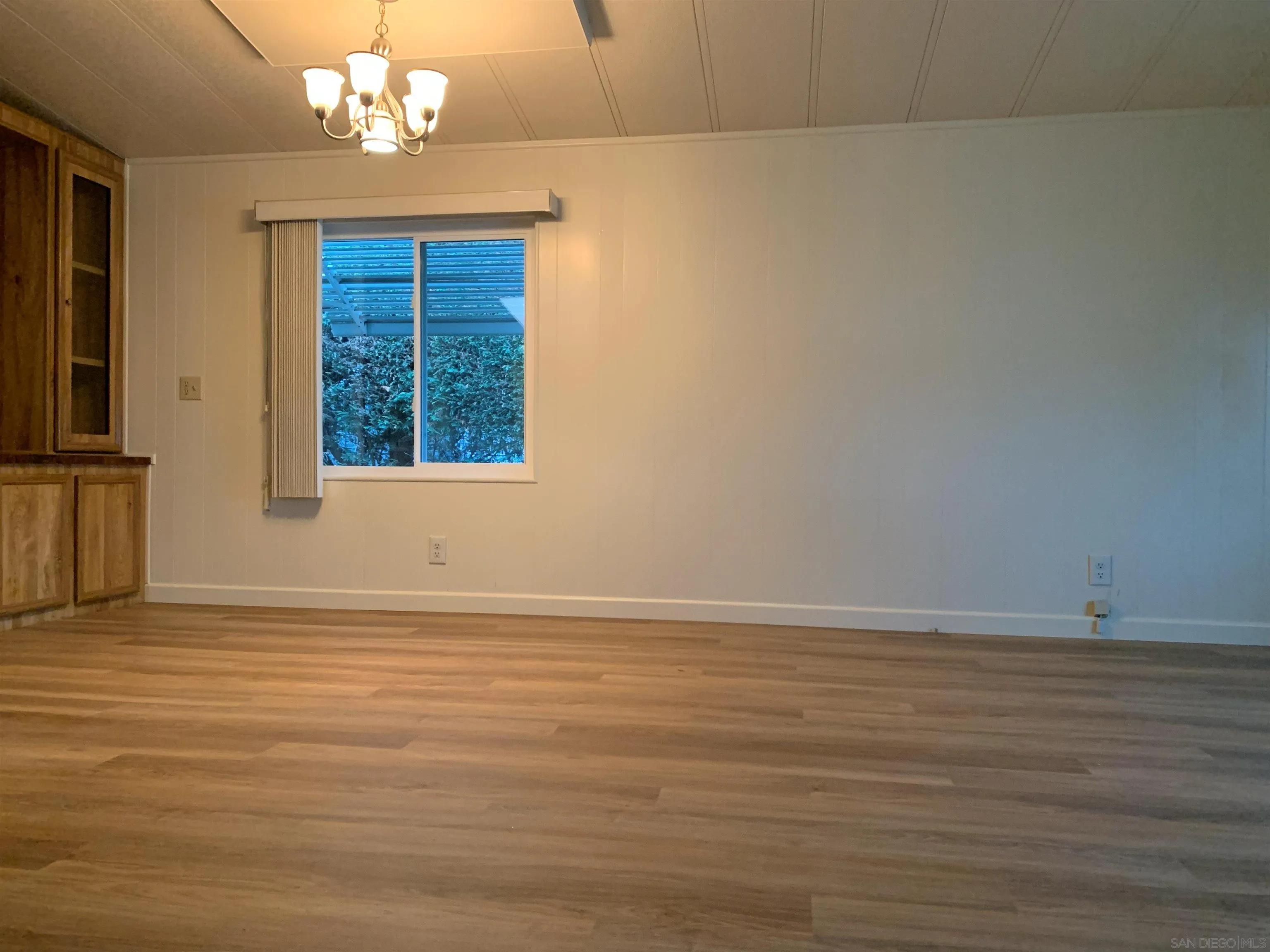 https://cdn.realtyfeed.com/cdn/127/250041309/60ae4c9063b7a01a609f6d190d0430a3.webp
