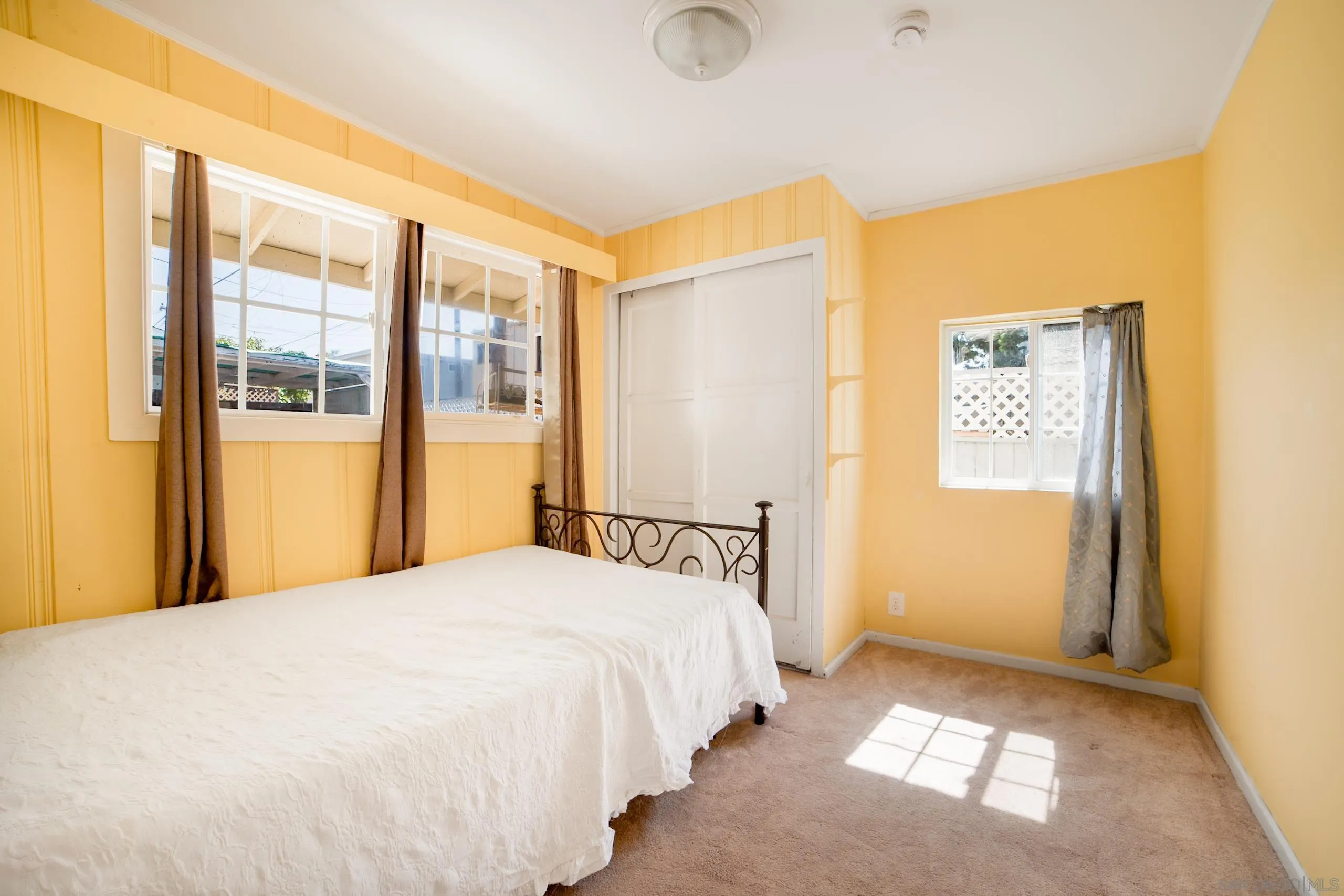 https://cdn.realtyfeed.com/cdn/127/250041312/f344961ff6a16bffb57ec3c86938a17b.webp