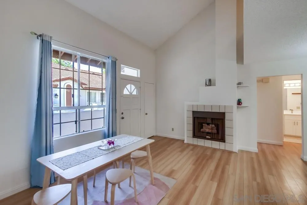 Photo #5: 250041313 Listing 