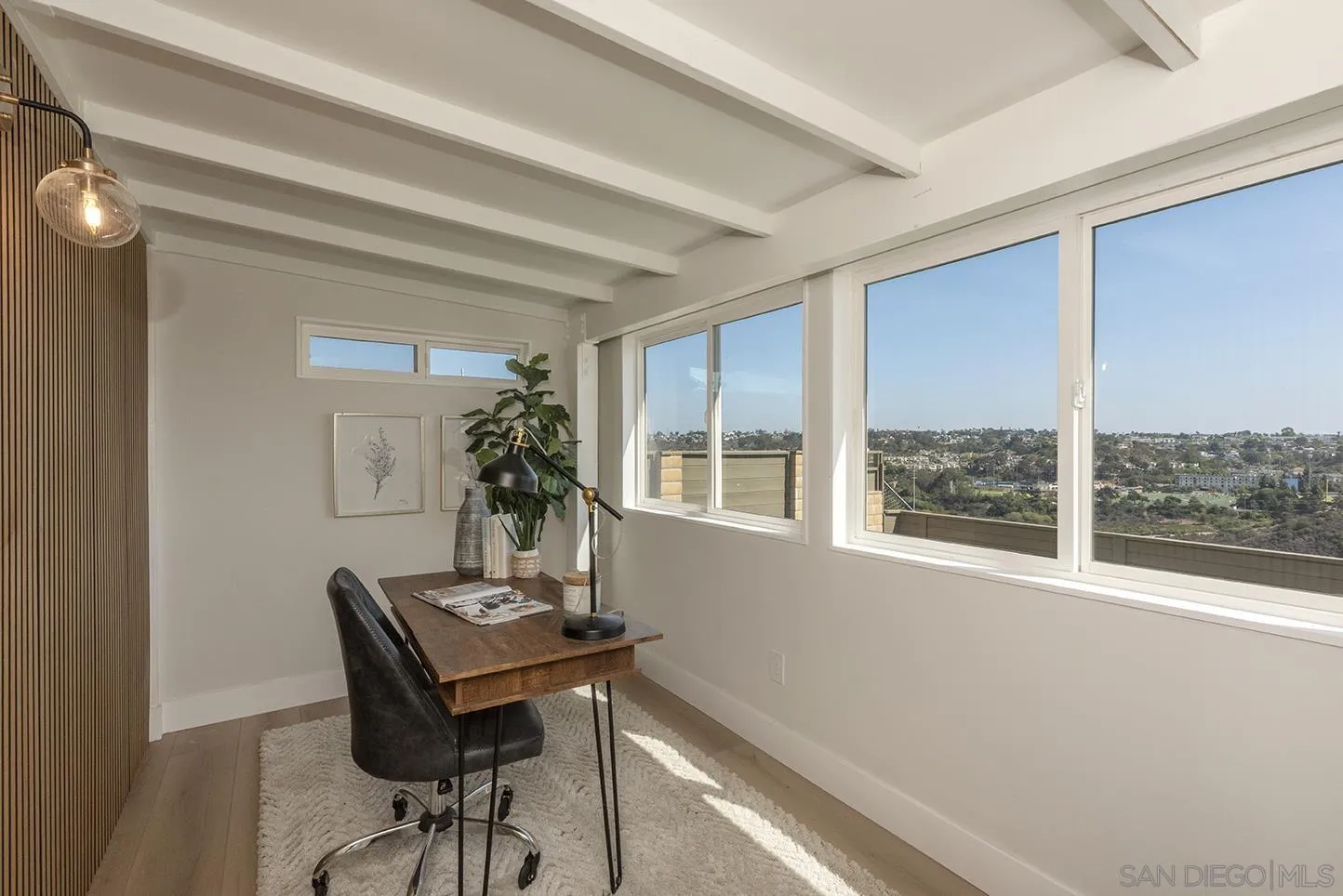 https://cdn.realtyfeed.com/cdn/127/250041316/03e1f5538ab7641d3435558aa08f7fa8.webp
