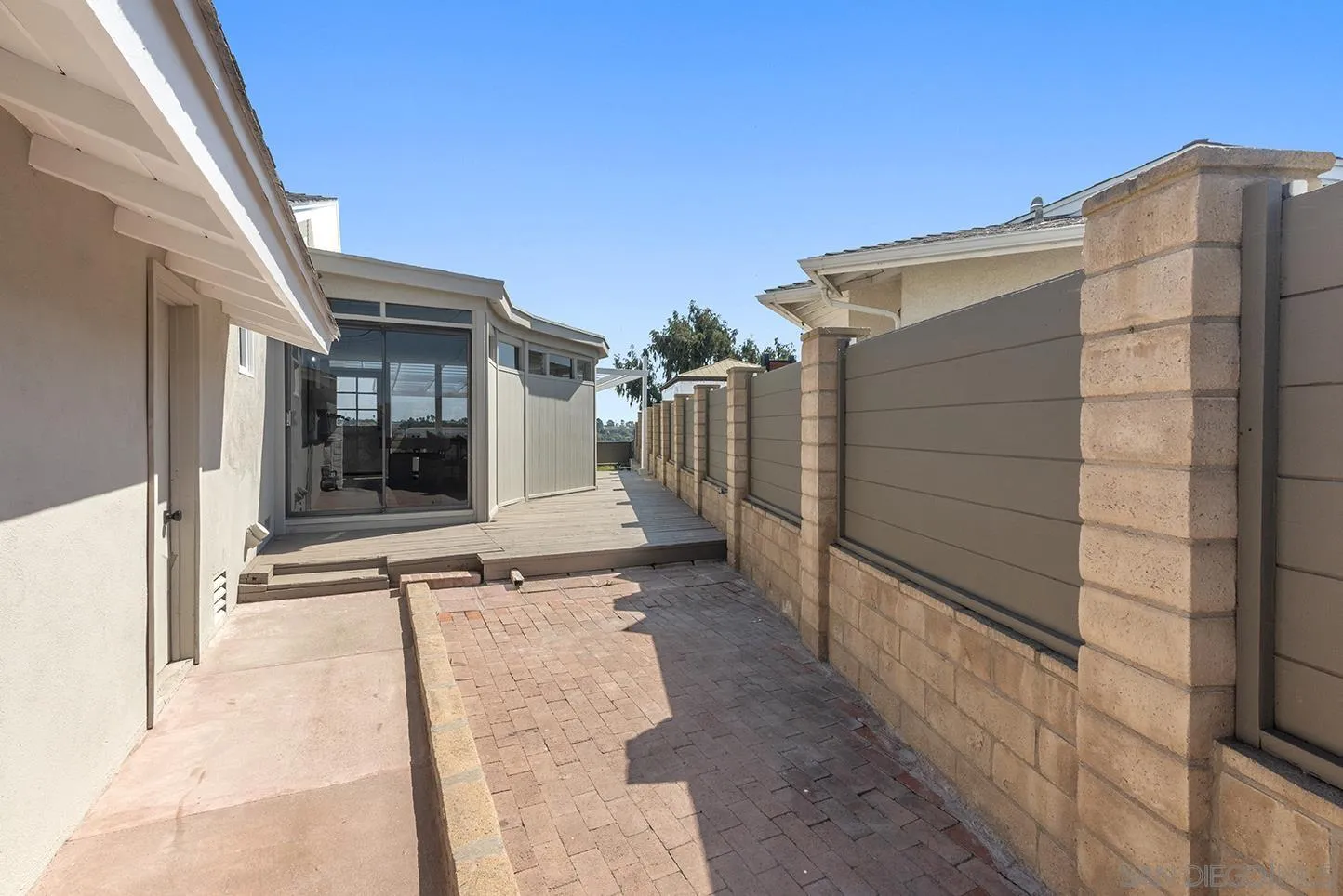 https://cdn.realtyfeed.com/cdn/127/250041316/1c4f480cf76dc53836273200a2413f1e.webp