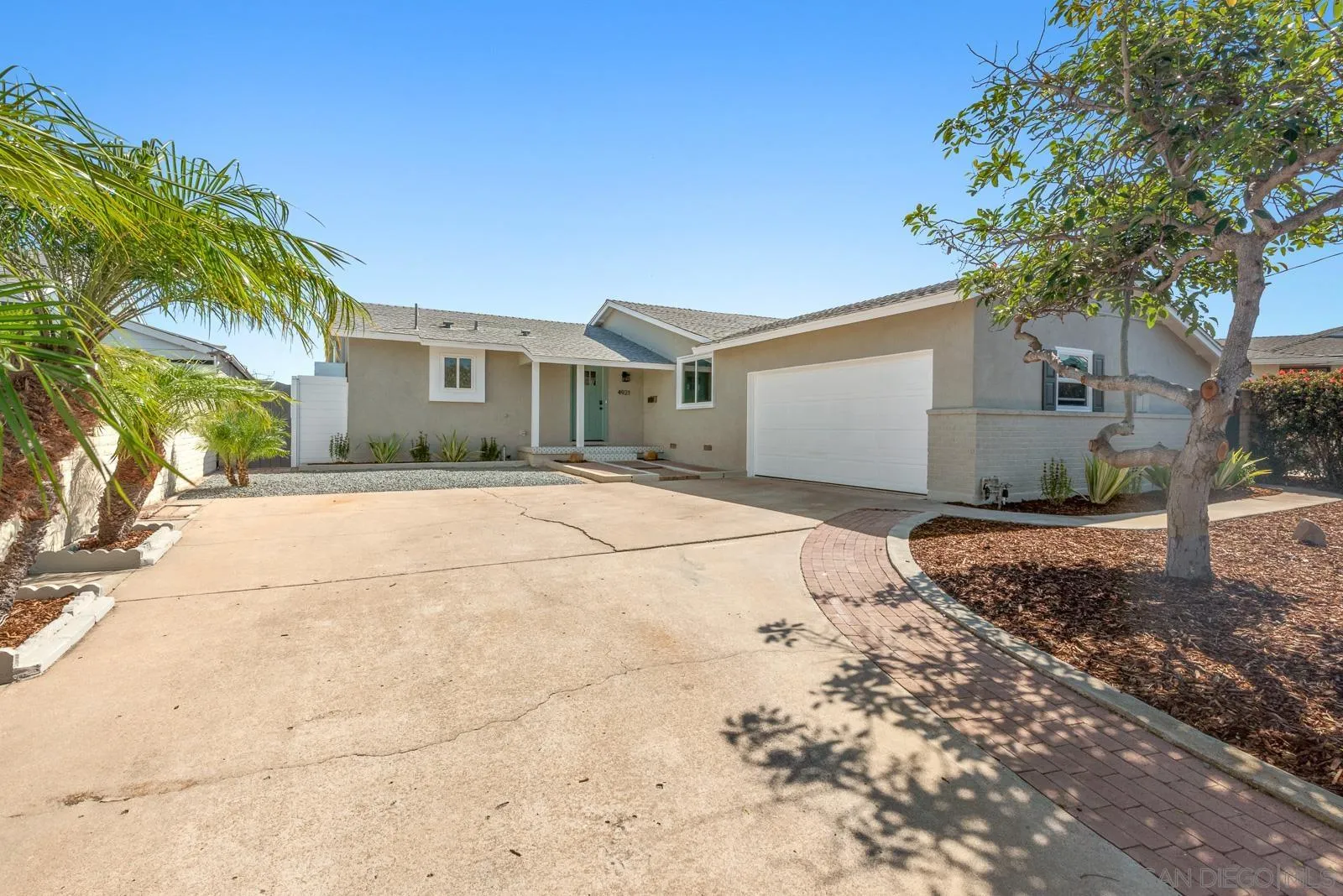 https://cdn.realtyfeed.com/cdn/127/250041316/486dbc141a159048d9afc83f68f7a3fb.webp