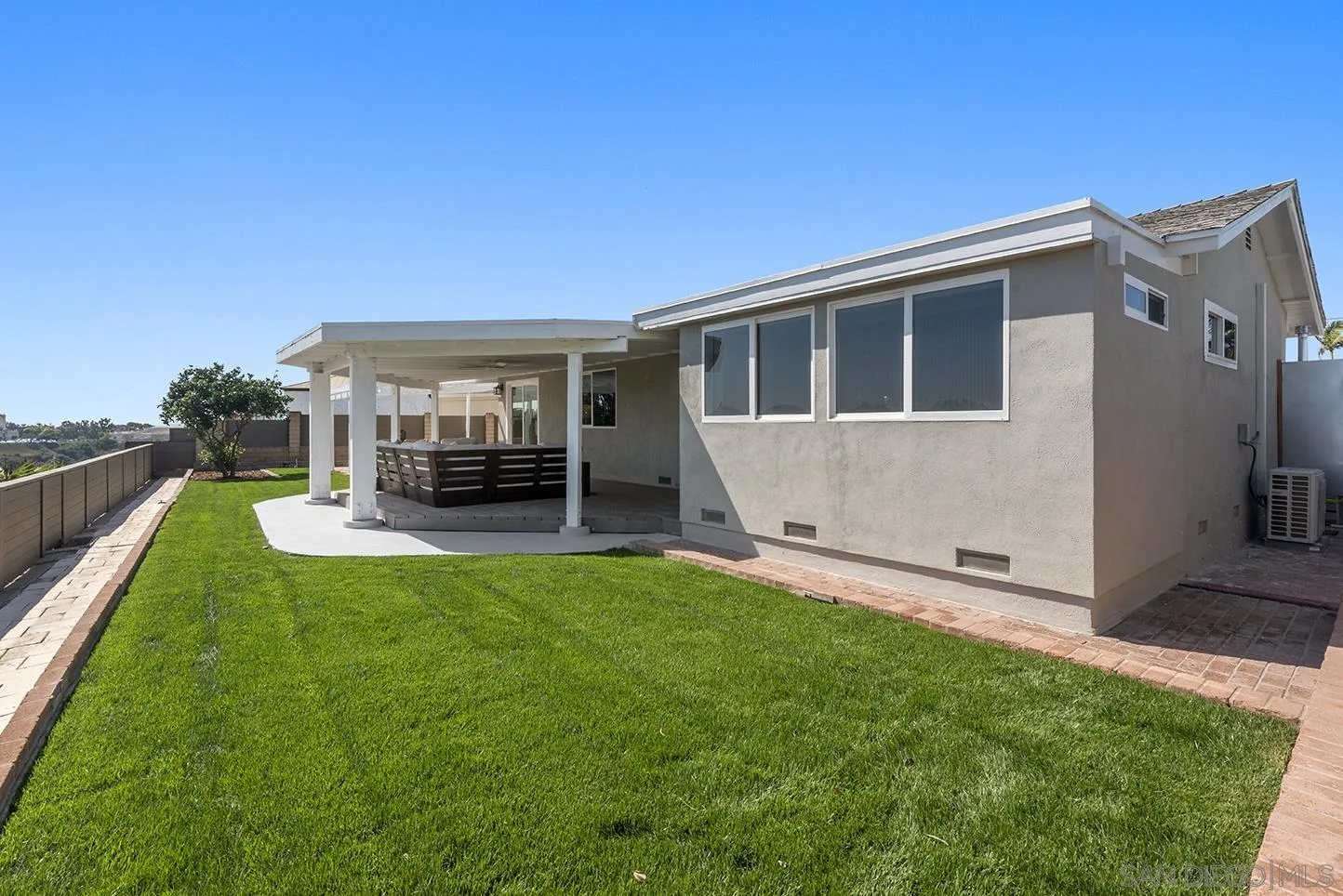https://cdn.realtyfeed.com/cdn/127/250041316/b036e0e91c768d50a25f4d8a835f9dfc.webp