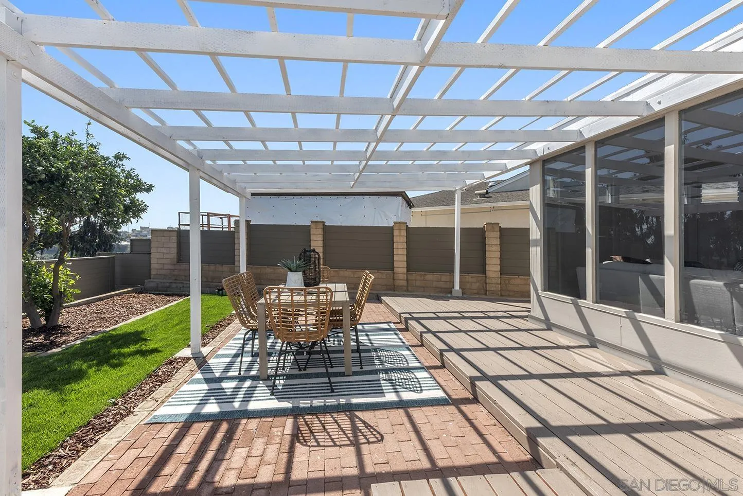 https://cdn.realtyfeed.com/cdn/127/250041316/c2b816aead05211b7c9ff9078a9d821e.webp