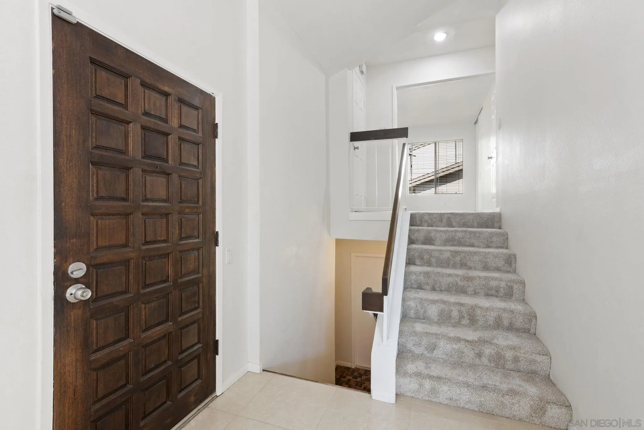 Photo #6: 250041318 Listing 