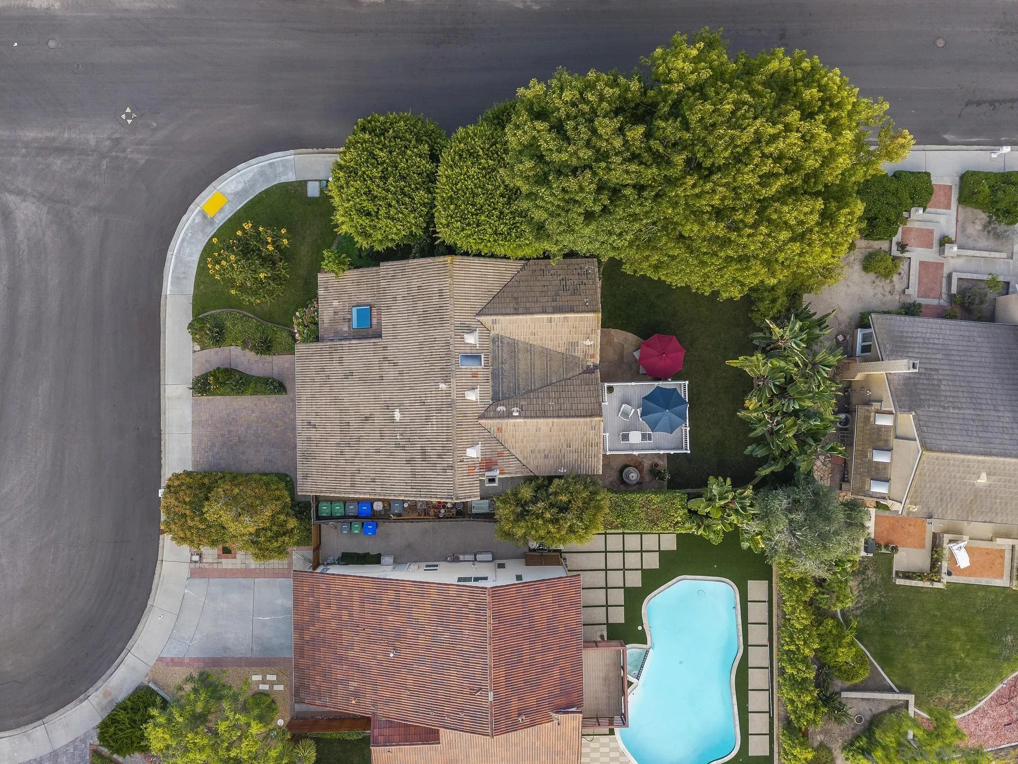 https://cdn.realtyfeed.com/cdn/127/250041319/082c3755c361d1b7c0d7a5f19fc5e70a.webp