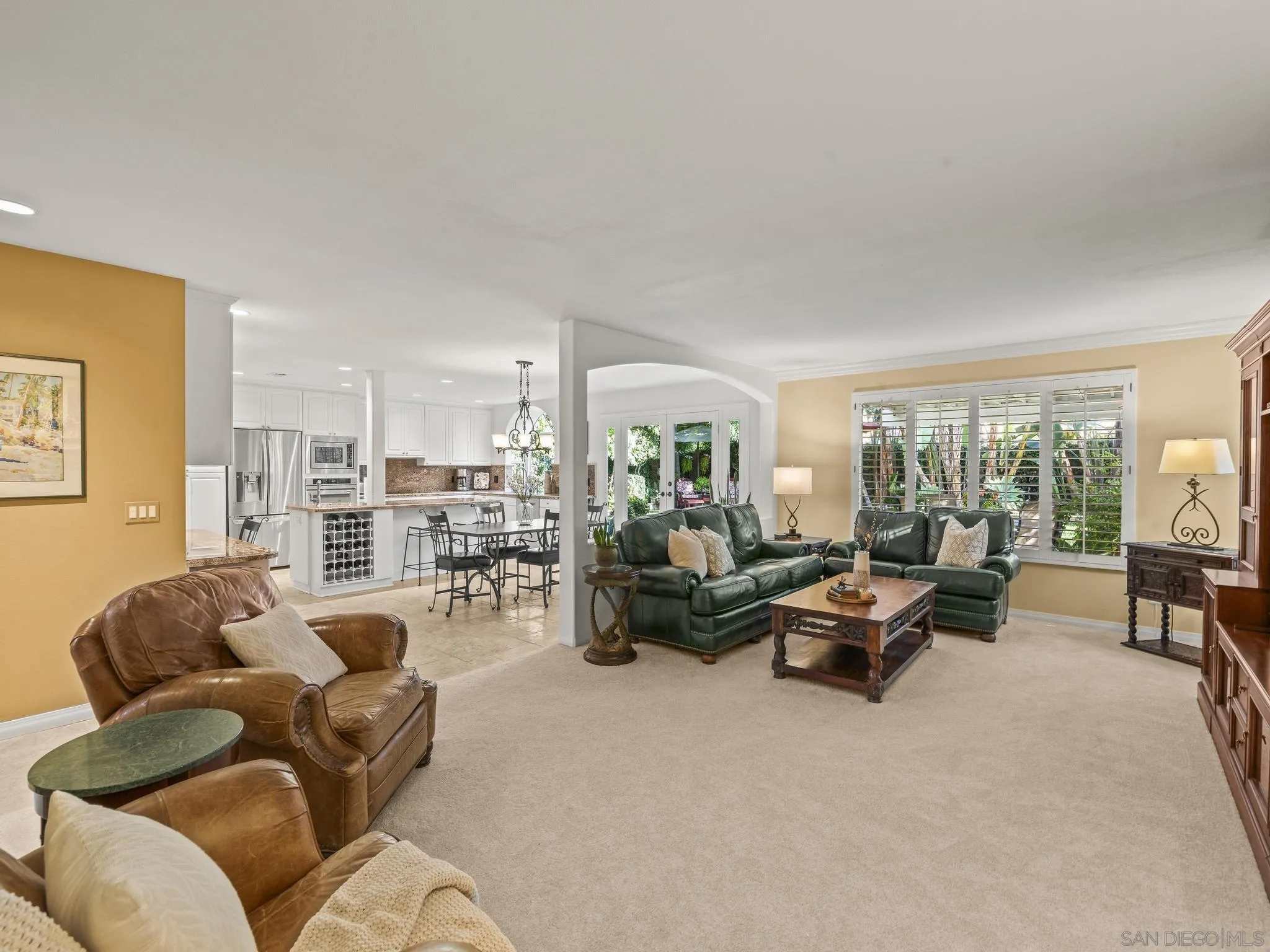 https://cdn.realtyfeed.com/cdn/127/250041319/81cdf84ffbc93b0f0c08d6458d7ce479.webp