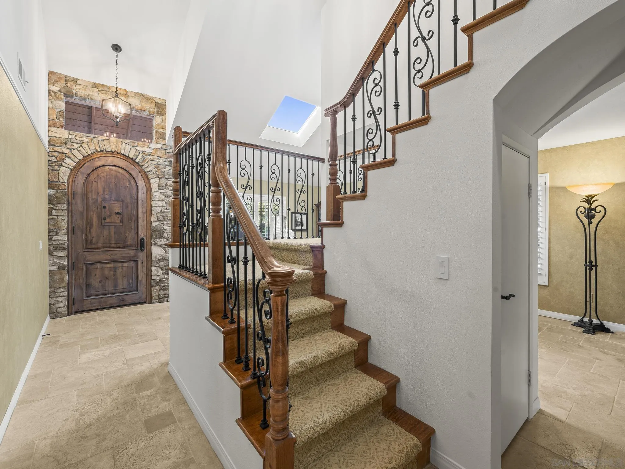 https://cdn.realtyfeed.com/cdn/127/250041319/904d97792d6a91ba5106c58fa65811dc.webp