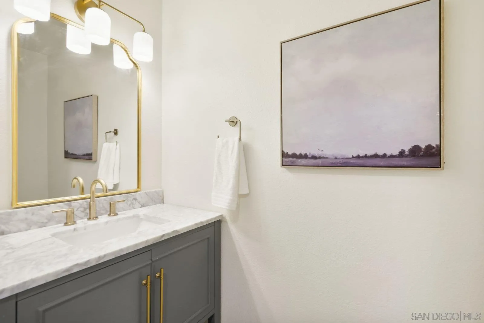 https://cdn.realtyfeed.com/cdn/127/250041320/aea0d665783cc1bddb1c9a6f10108ac4.webp