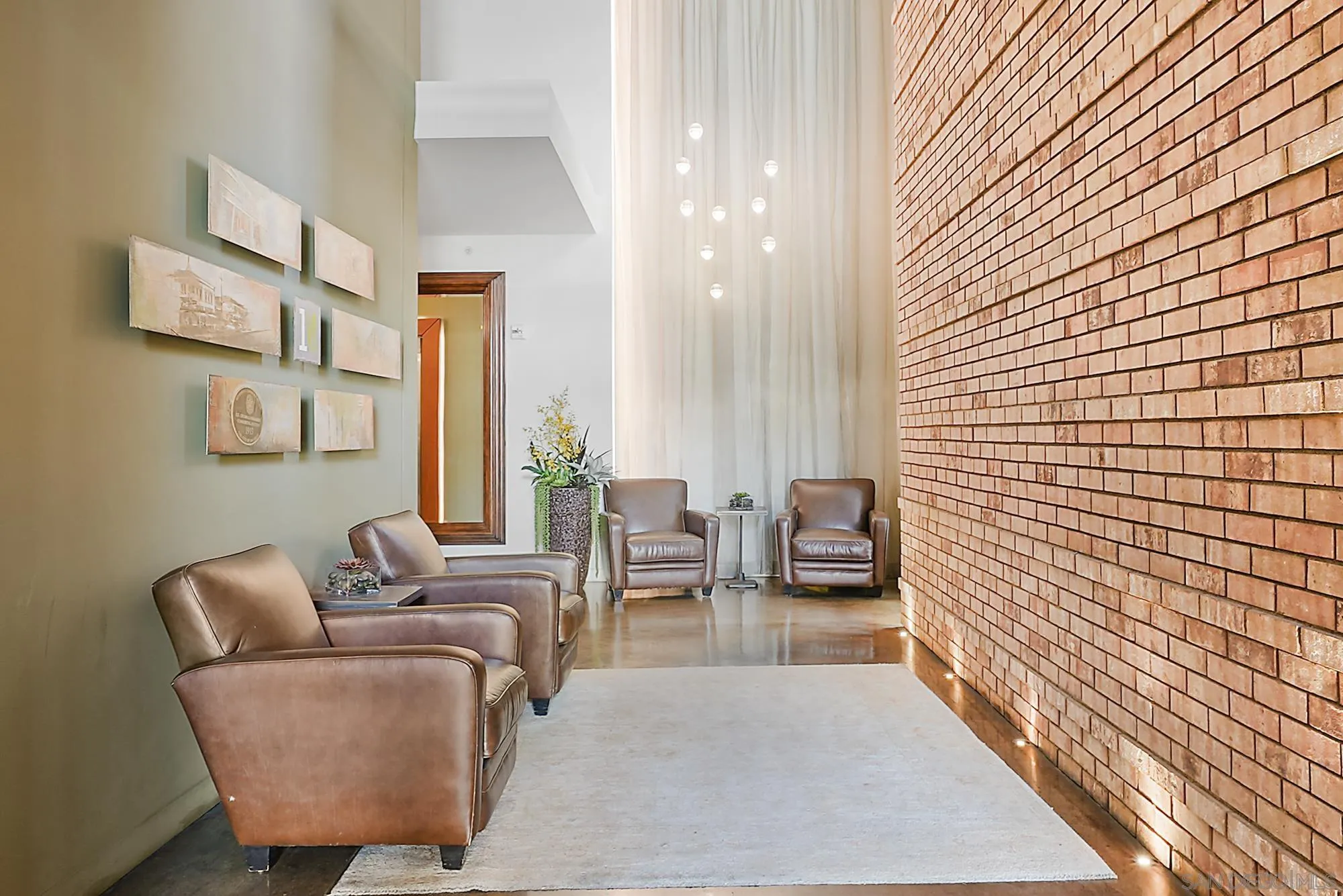 https://cdn.realtyfeed.com/cdn/127/250041323/aa967ca71a09ab3904cc18c3e69f5a95.webp
