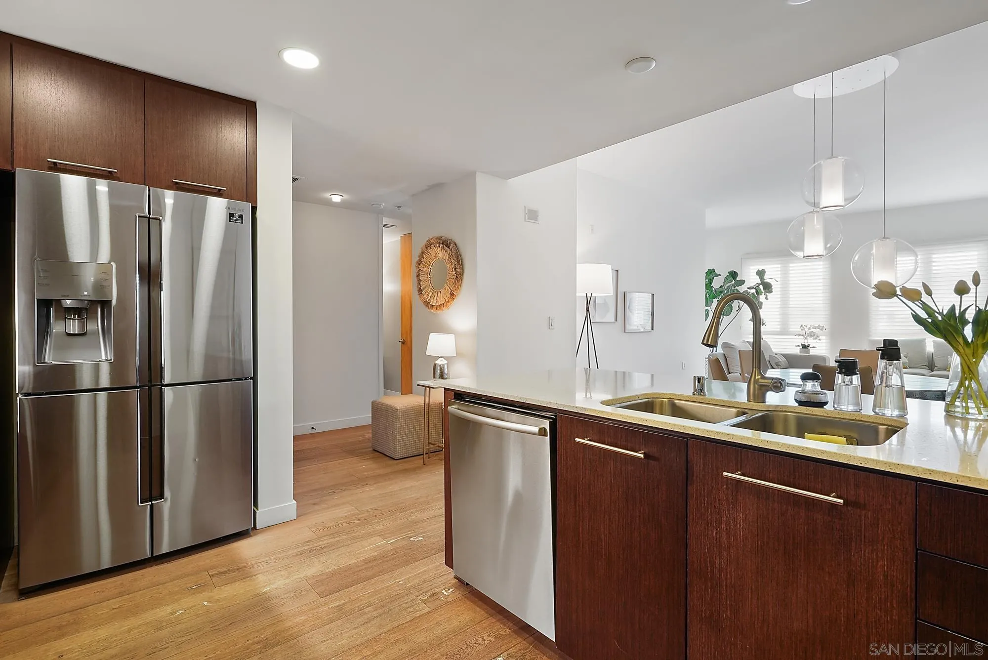 https://cdn.realtyfeed.com/cdn/127/250041323/c7d78dacc7fab038785580182c91d9ad.webp